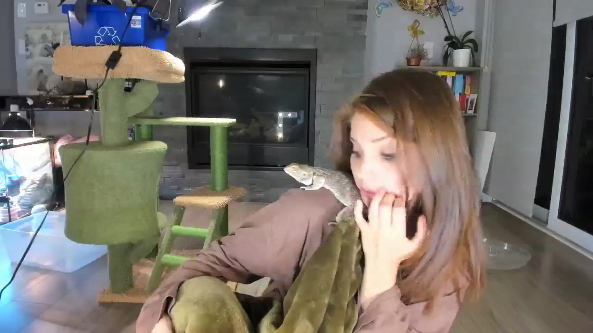 Gallery image thumbnail from Laurel's myfreecams stream on, 10/07/2023, 08:16 image 5 of 20