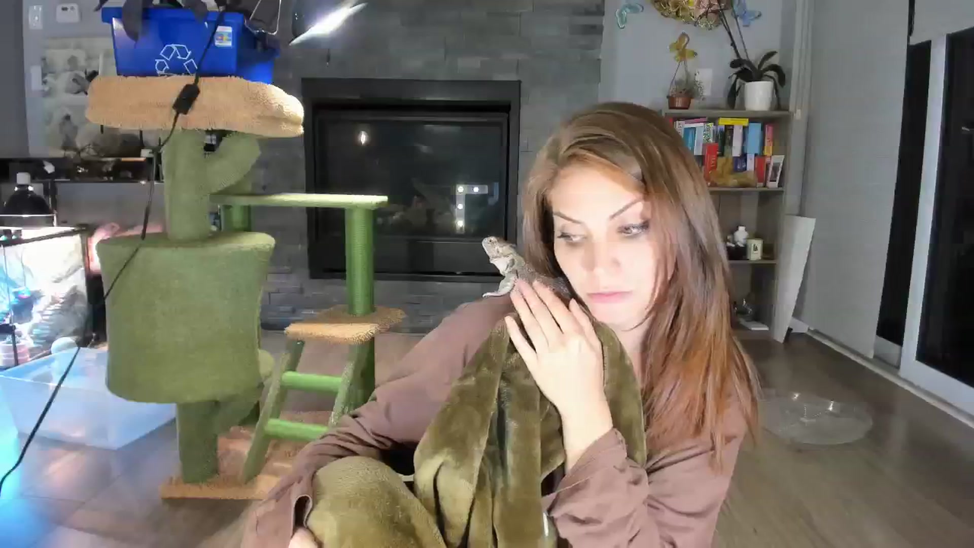 Gallery image thumbnail from Laurel's myfreecams stream on, 10/07/2023, 08:16 image 4 of 20