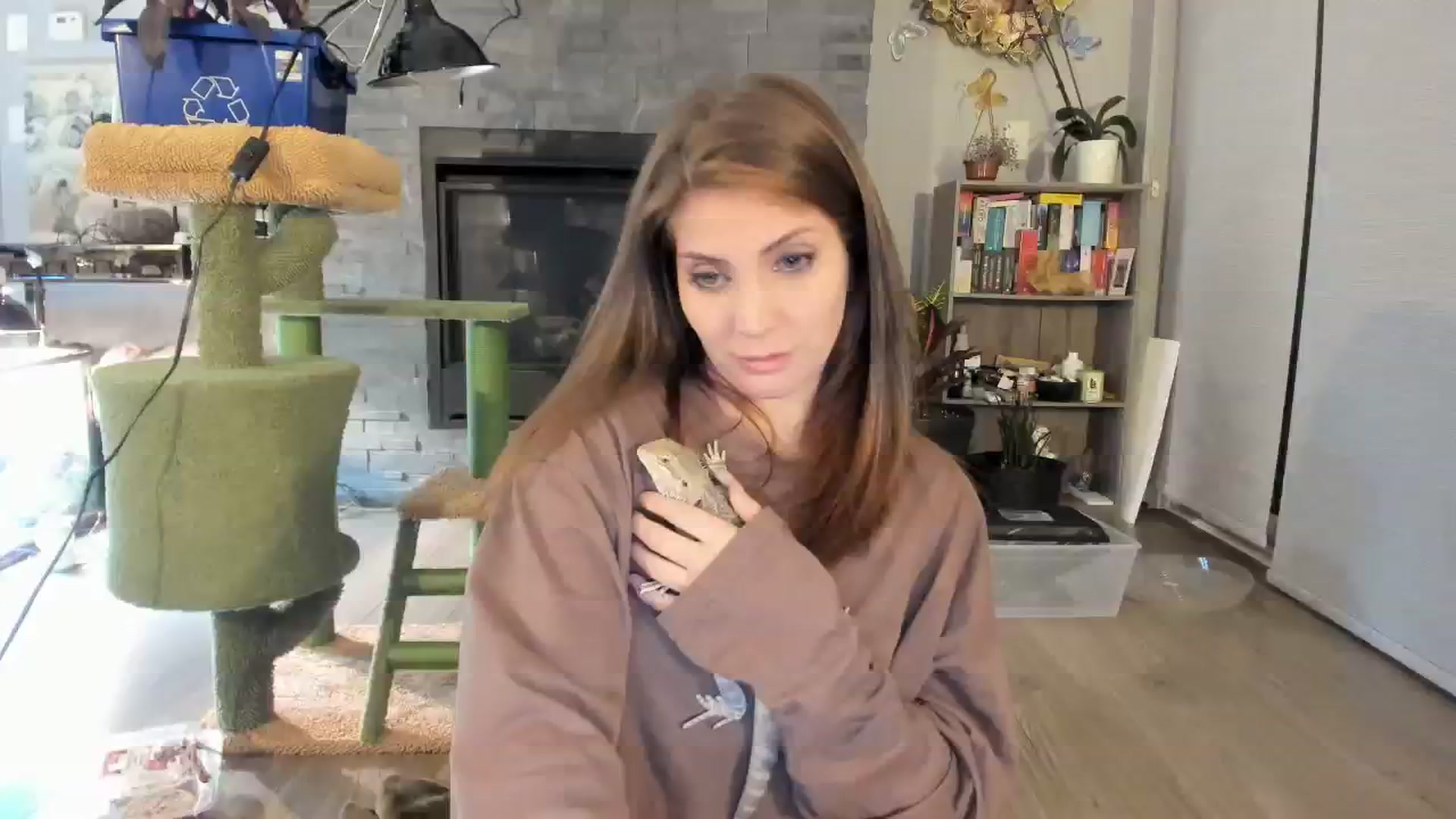 Gallery image thumbnail from Laurel's myfreecams stream on, 10/07/2023, 08:16 image 15 of 20