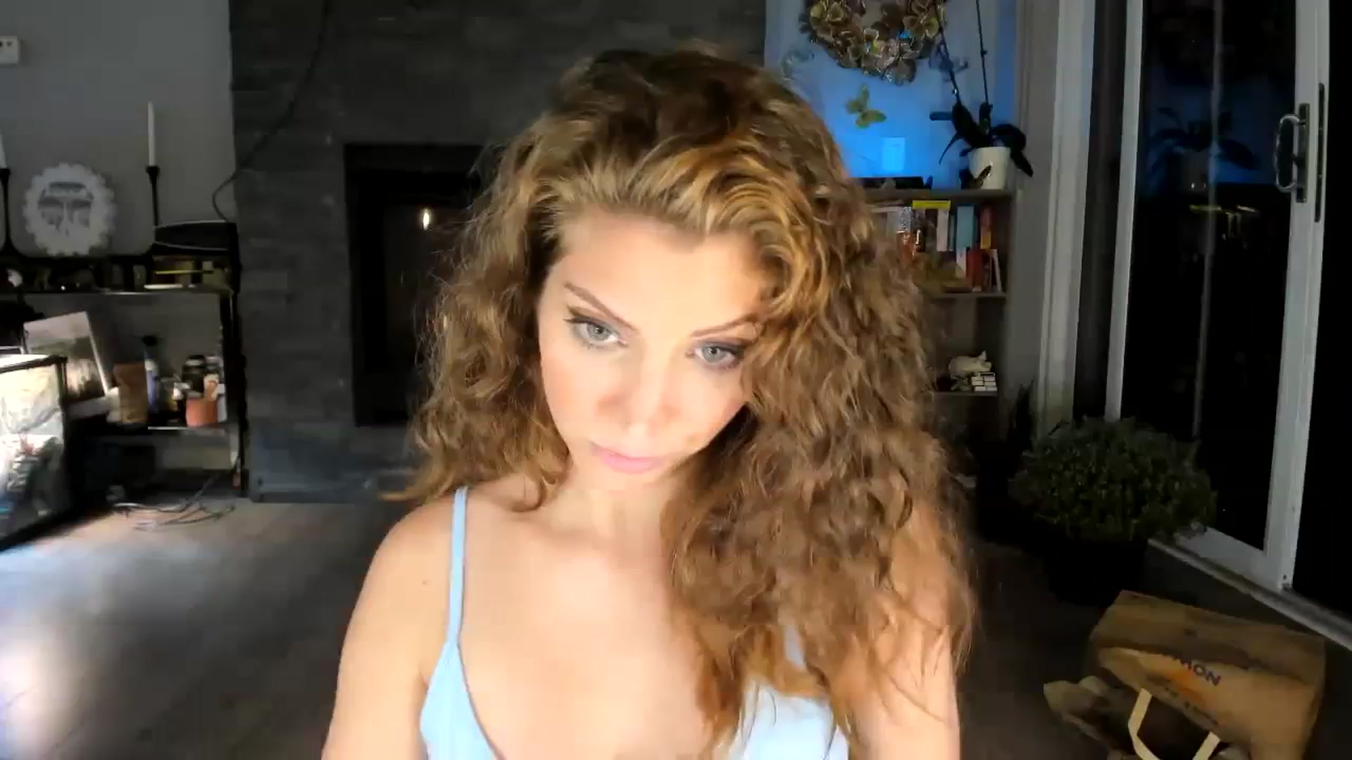 Gallery image thumbnail from Laurel's myfreecams stream on, 10/28/2023, 06:23 image 20 of 20