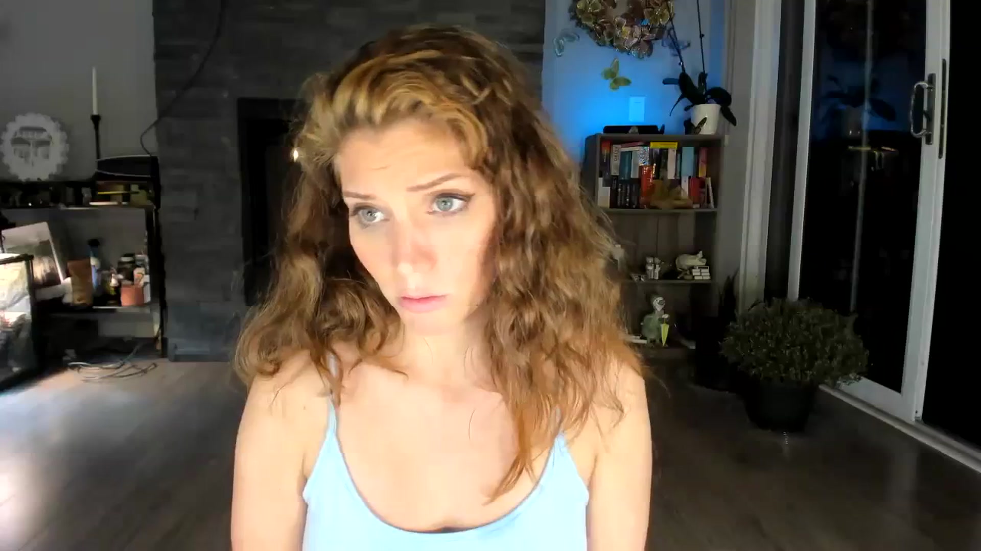 Gallery image thumbnail from Laurel's myfreecams stream on, 10/28/2023, 06:23 image 6 of 20
