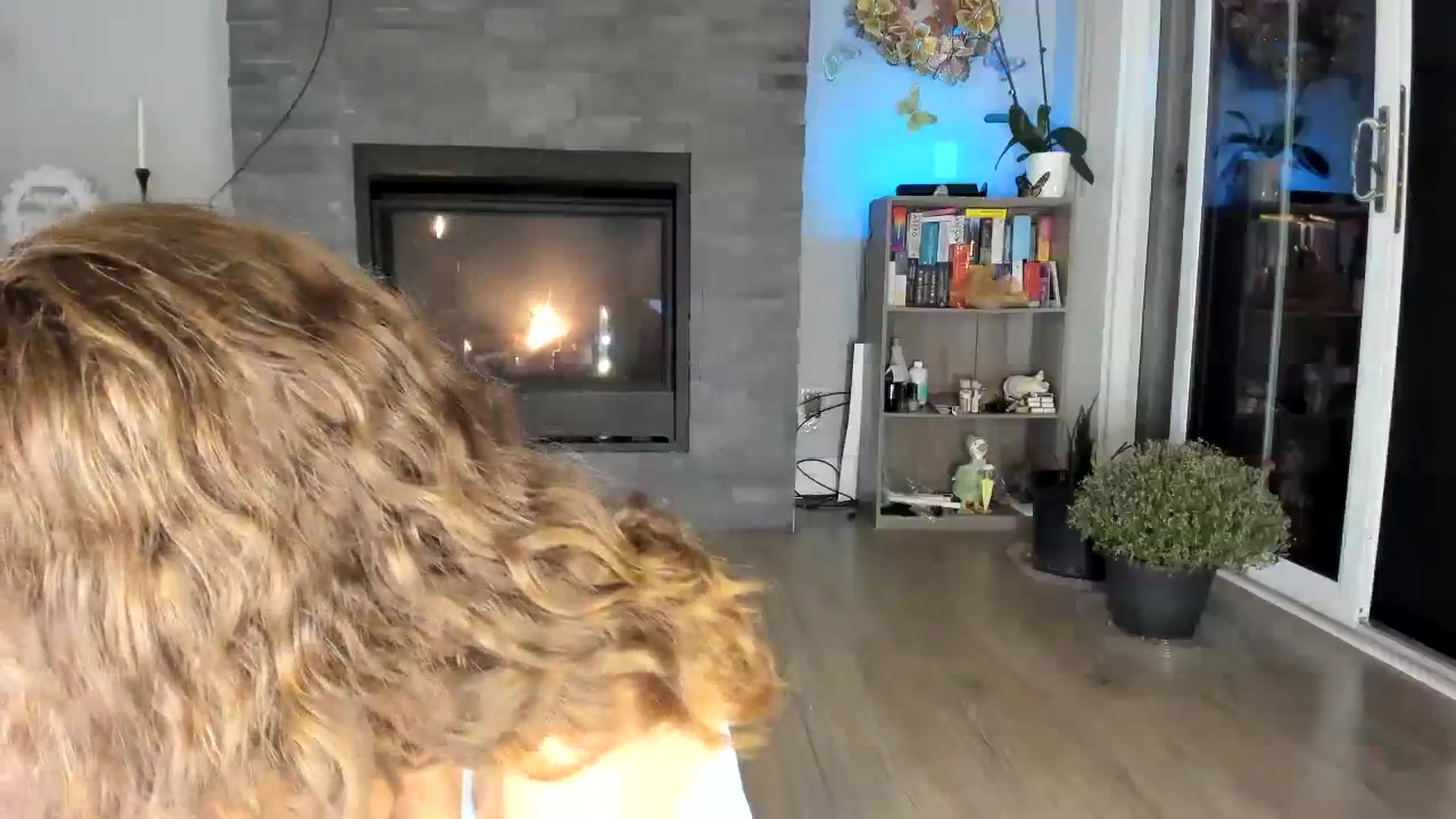 Gallery image thumbnail from Laurel's myfreecams stream on, 10/28/2023, 06:23 image 4 of 20