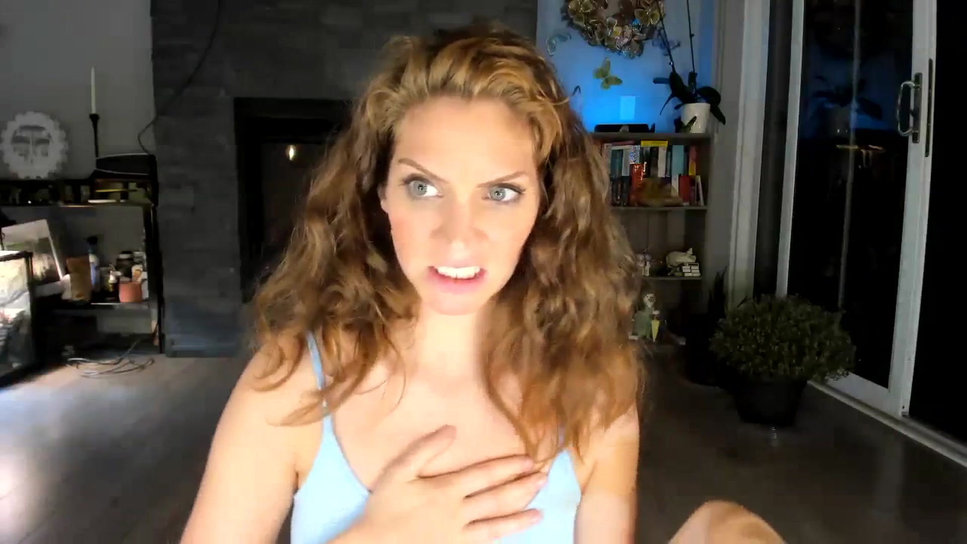 Gallery image thumbnail from Laurel's myfreecams stream on, 10/28/2023, 06:23 image 9 of 20