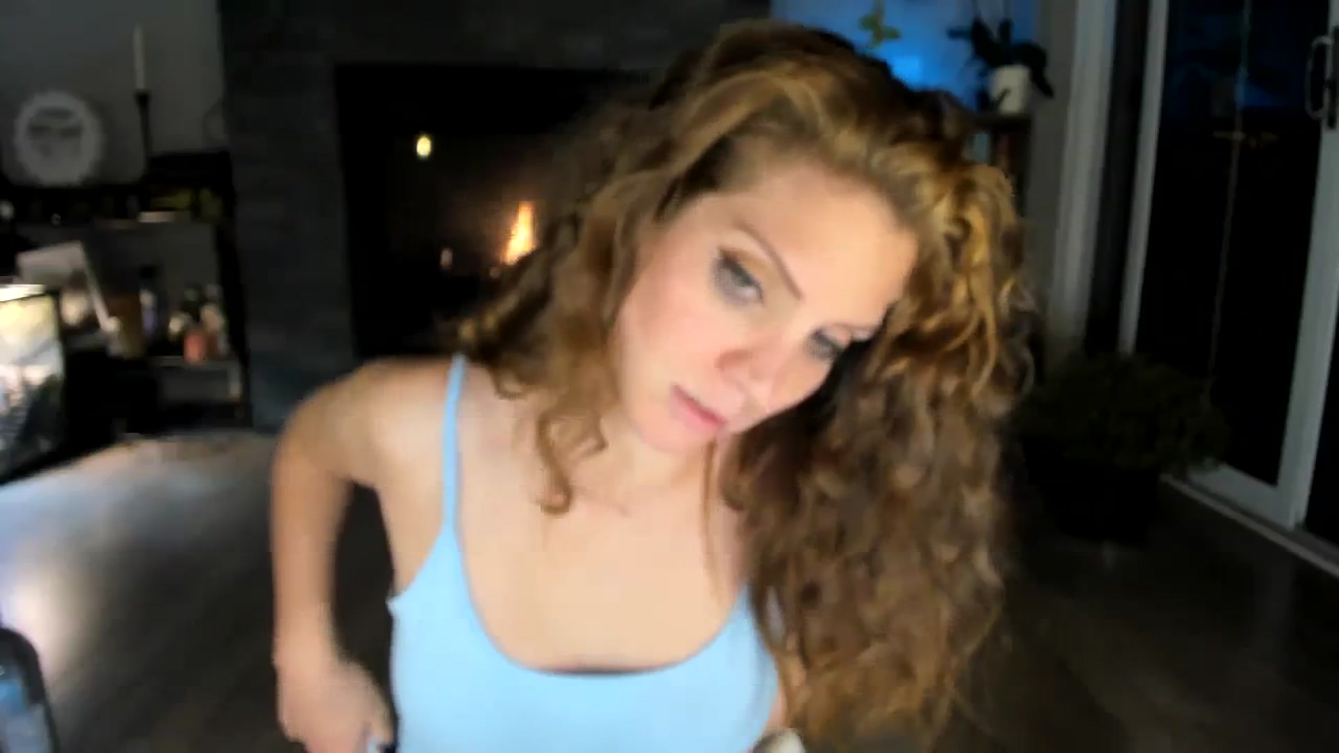 Gallery image thumbnail from Laurel's myfreecams stream on, 10/28/2023, 09:02 image 9 of 20