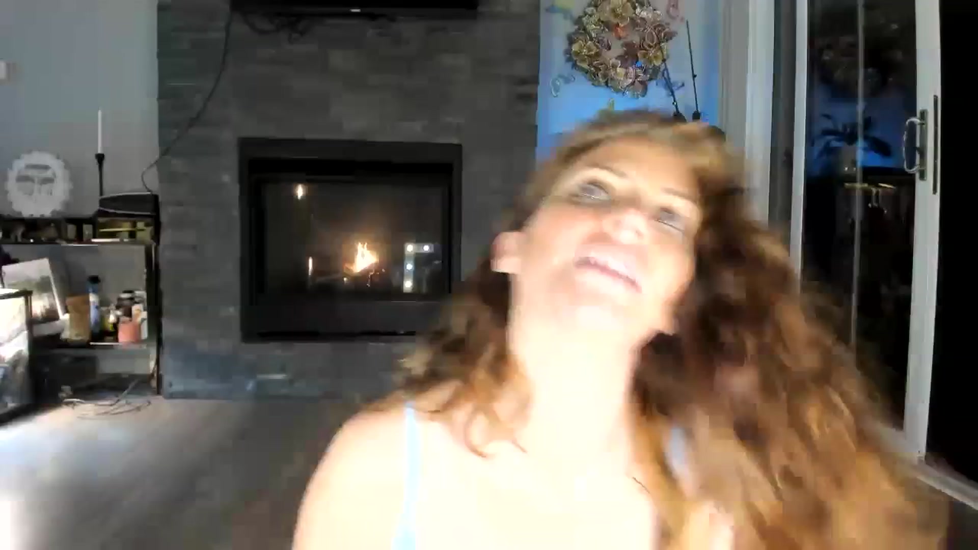 Gallery image thumbnail from Laurel's myfreecams stream on, 10/28/2023, 09:02 image 1 of 20