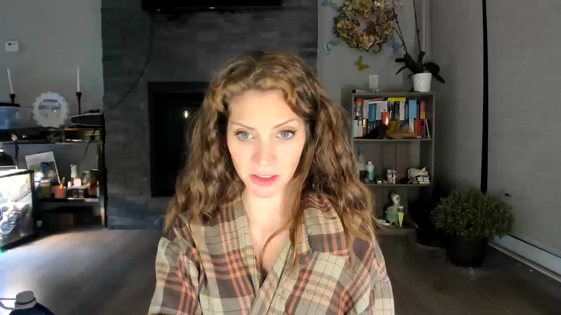 Gallery image thumbnail from Laurel's myfreecams stream on, 11/02/2023, 09:53 image 18 of 20
