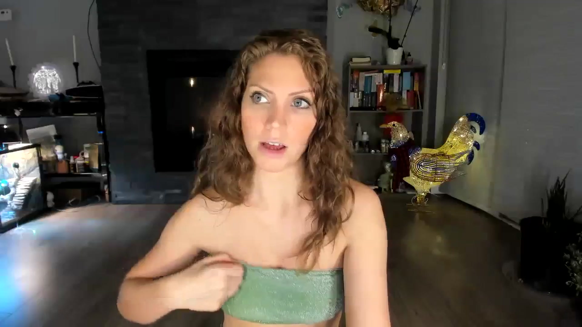 Gallery image thumbnail from Laurel's myfreecams stream on, 11/10/2023, 06:04 image 4 of 20