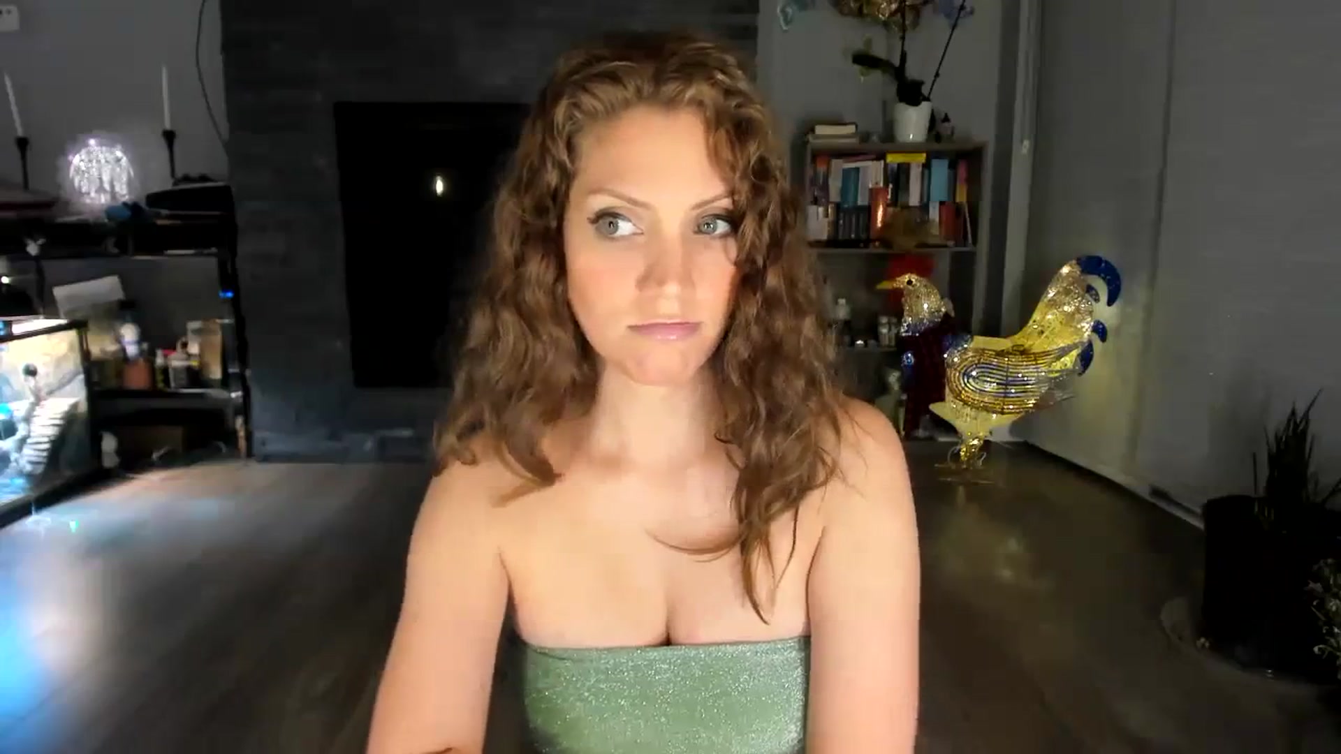 Gallery image thumbnail from Laurel's myfreecams stream on, 11/10/2023, 06:04 image 16 of 20