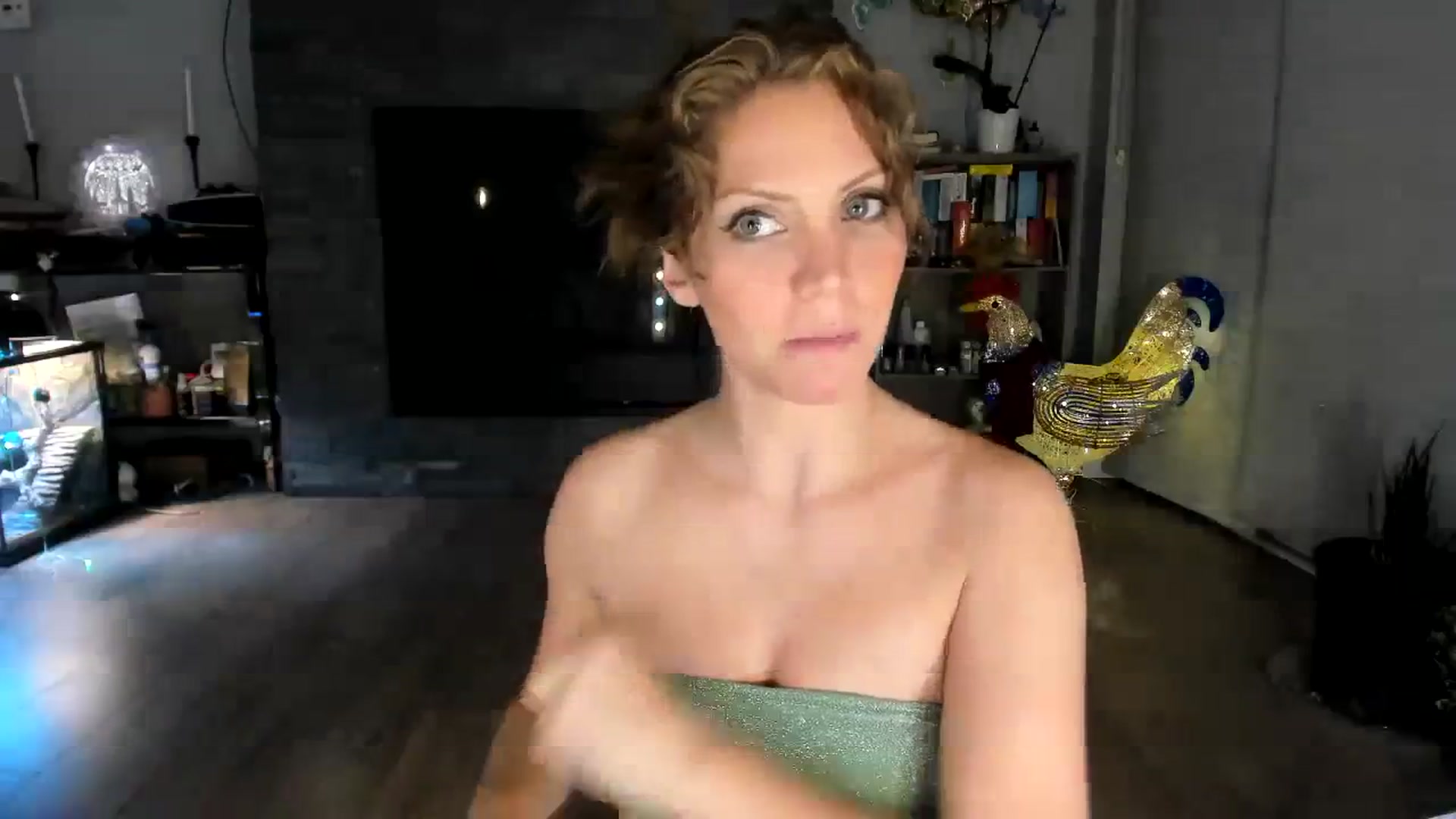 Gallery image thumbnail from Laurel's myfreecams stream on, 11/10/2023, 06:59 image 4 of 20