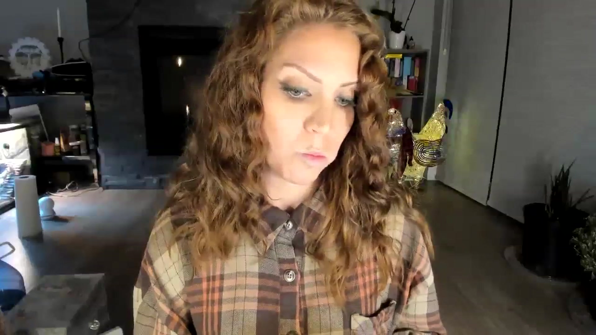 Gallery image thumbnail from Laurel's myfreecams stream on, 11/14/2023, 05:43 image 16 of 20