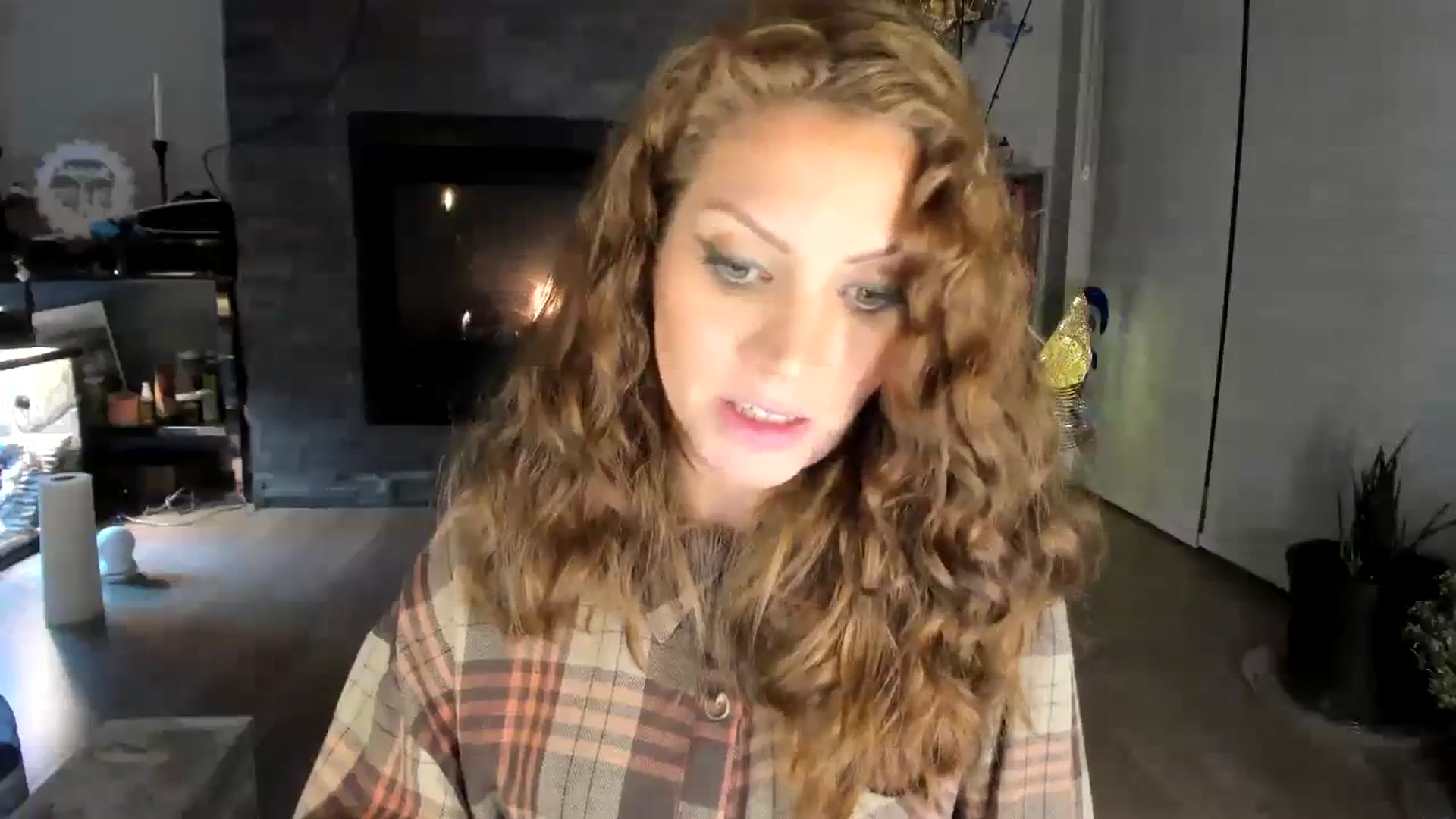 Gallery image thumbnail from Laurel's myfreecams stream on, 11/14/2023, 09:29 image 2 of 20