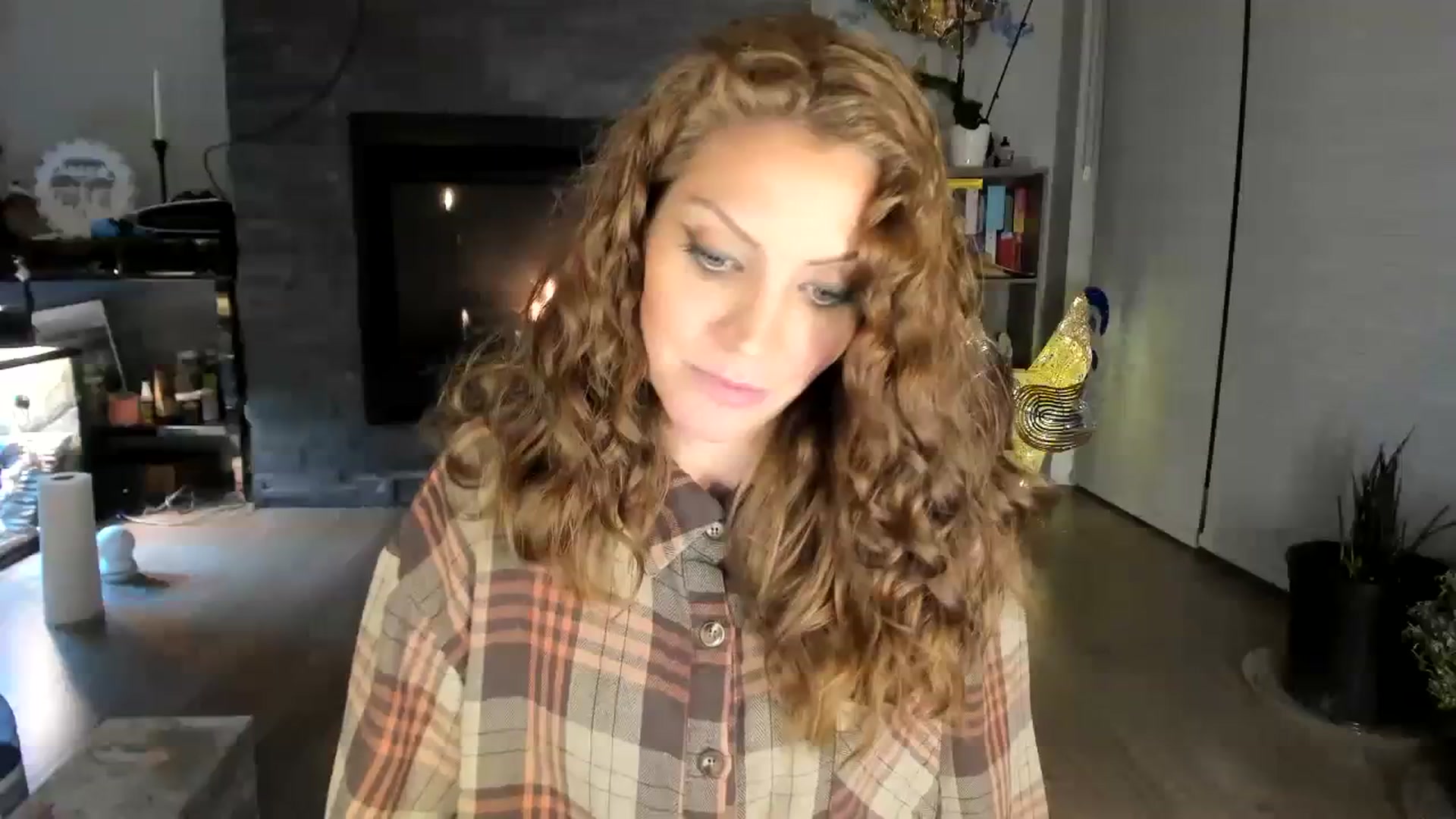 Gallery image thumbnail from Laurel's myfreecams stream on, 11/14/2023, 09:29 image 1 of 20