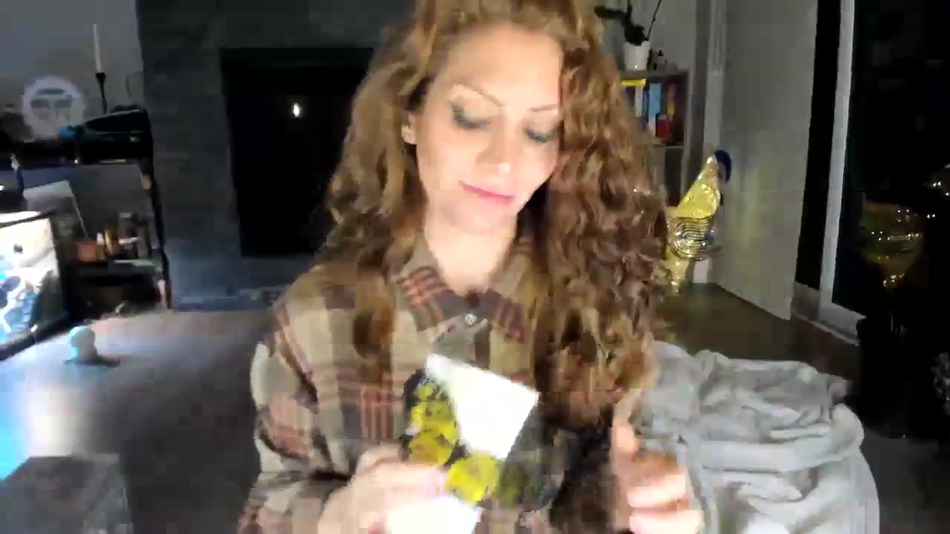 Gallery image thumbnail from Laurel's myfreecams stream on, 11/14/2023, 10:13 image 14 of 20