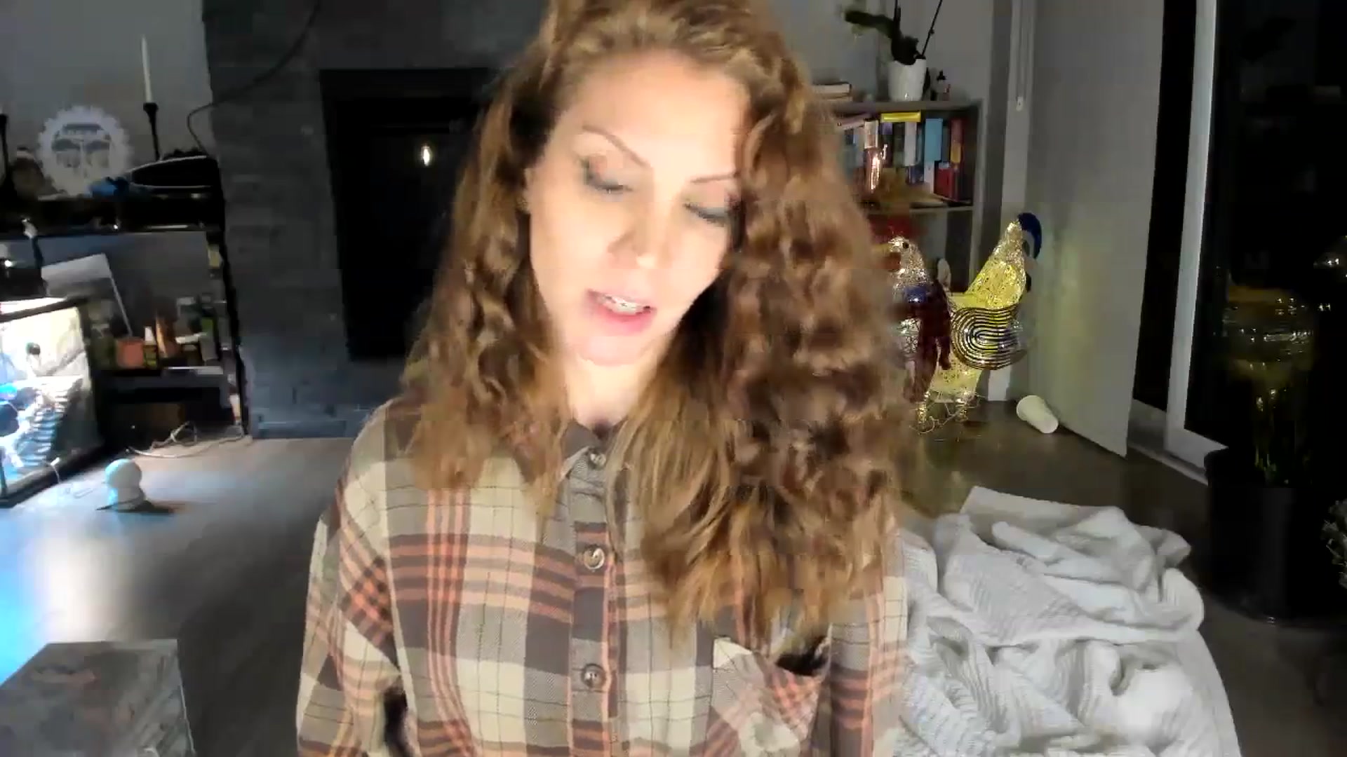 Gallery image thumbnail from Laurel's myfreecams stream on, 11/14/2023, 10:13 image 11 of 20