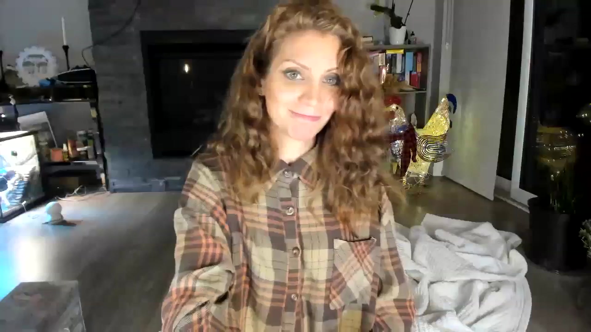 Gallery image thumbnail from Laurel's myfreecams stream on, 11/14/2023, 10:13 image 6 of 20