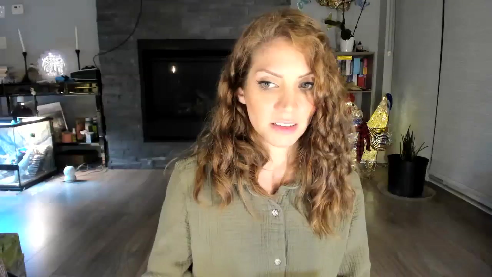 Gallery image thumbnail from Laurel's myfreecams stream on, 11/16/2023, 10:28 image 8 of 20