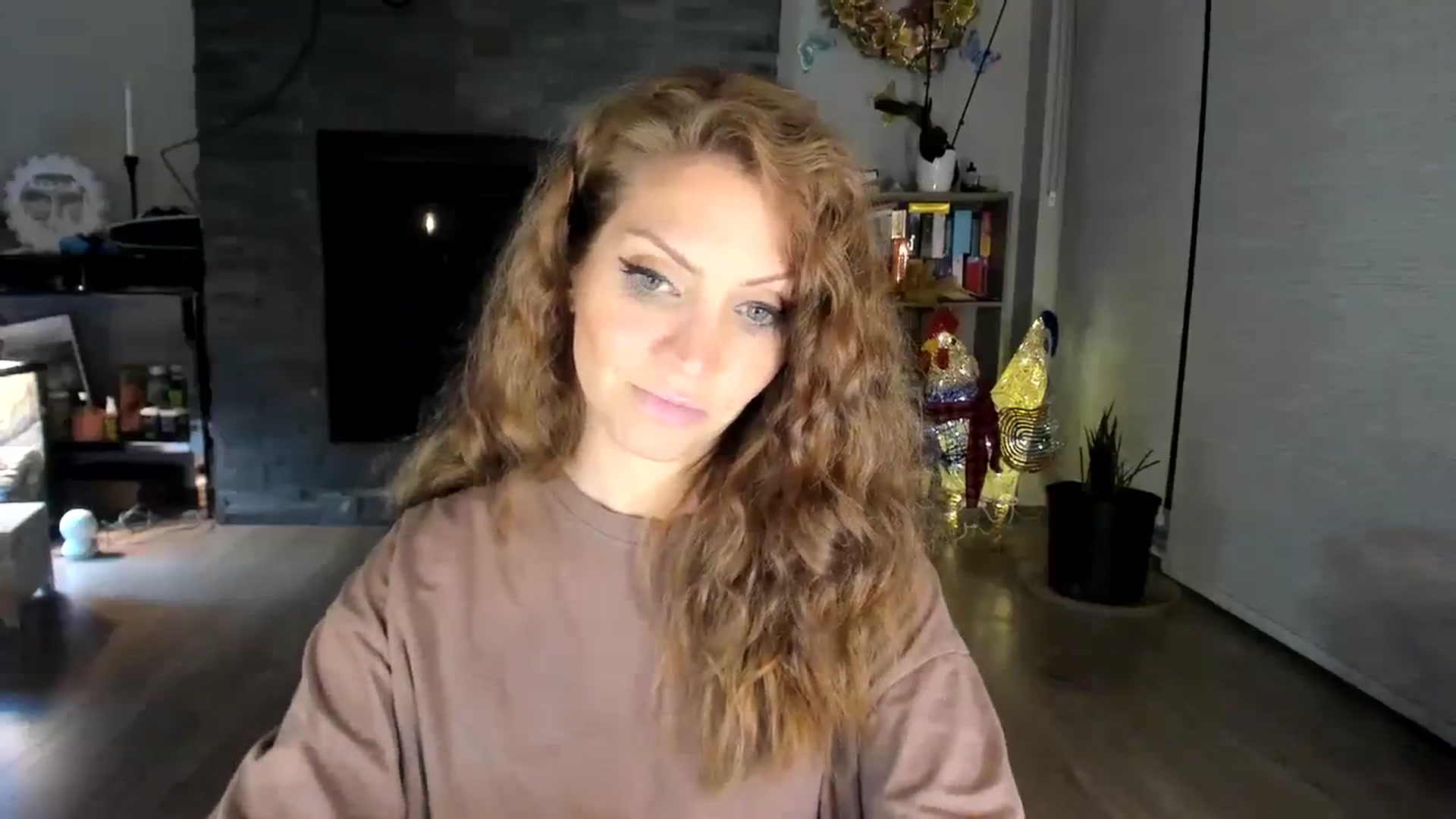 Gallery image thumbnail from Laurel's myfreecams stream on, 11/18/2023, 08:21 image 13 of 20