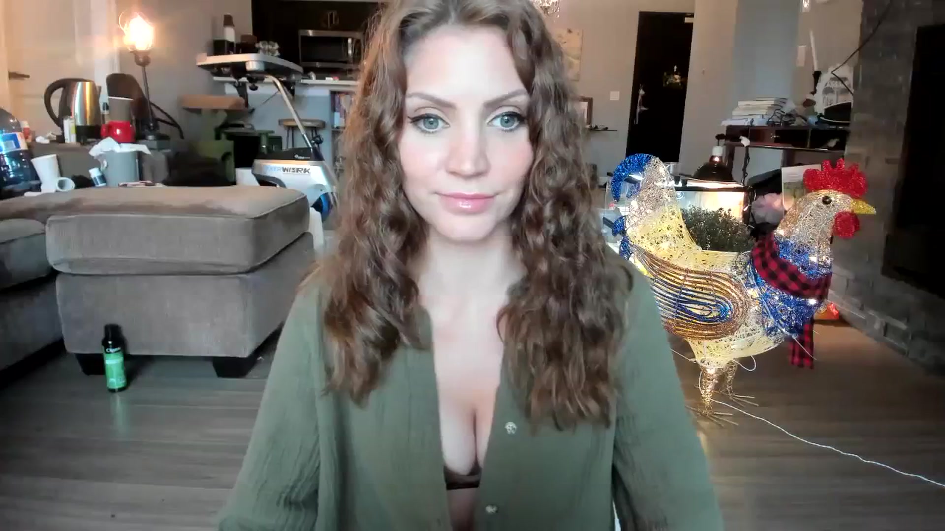 Gallery image thumbnail from Laurel's myfreecams stream on, 11/22/2023, 17:14 image 3 of 20