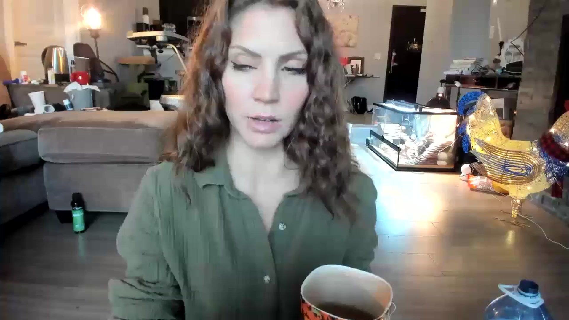 Gallery image thumbnail from Laurel's myfreecams stream on, 11/22/2023, 17:14 image 12 of 20