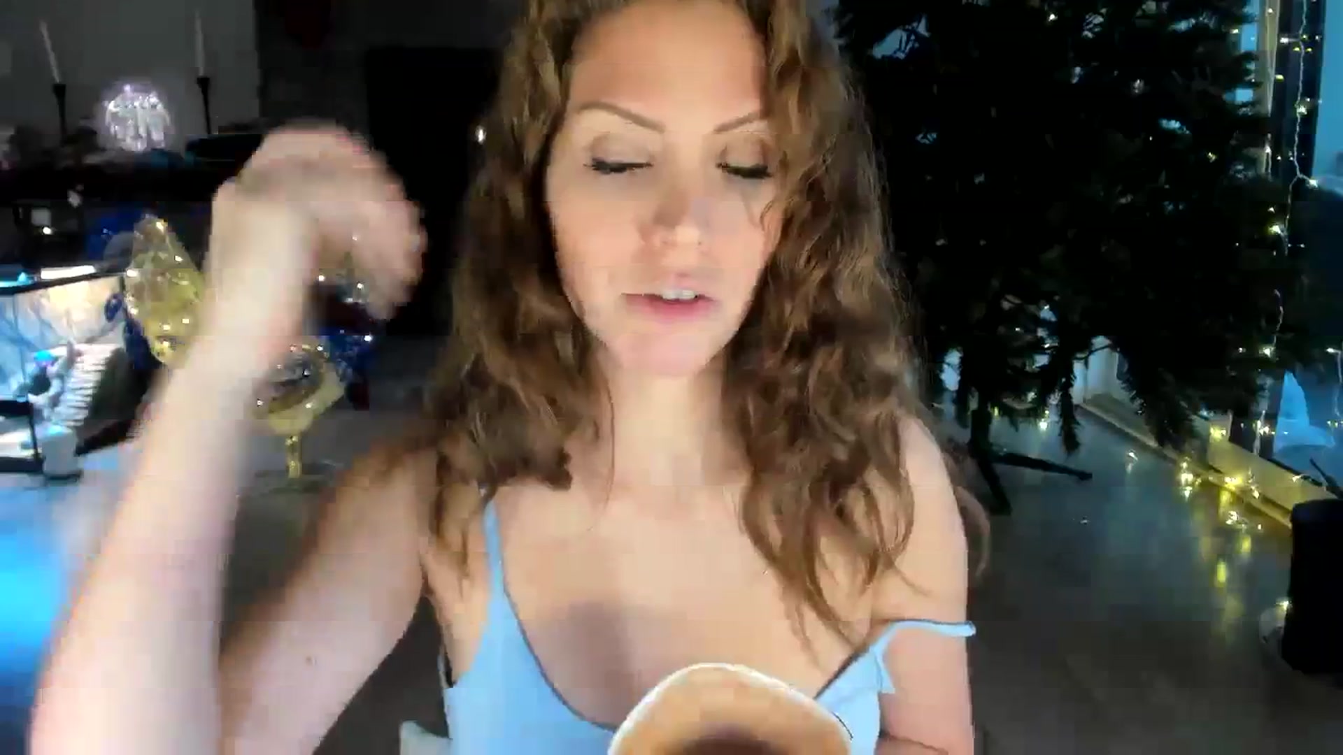 Gallery image thumbnail from Laurel's myfreecams stream on, 11/26/2023, 21:24 image 17 of 20