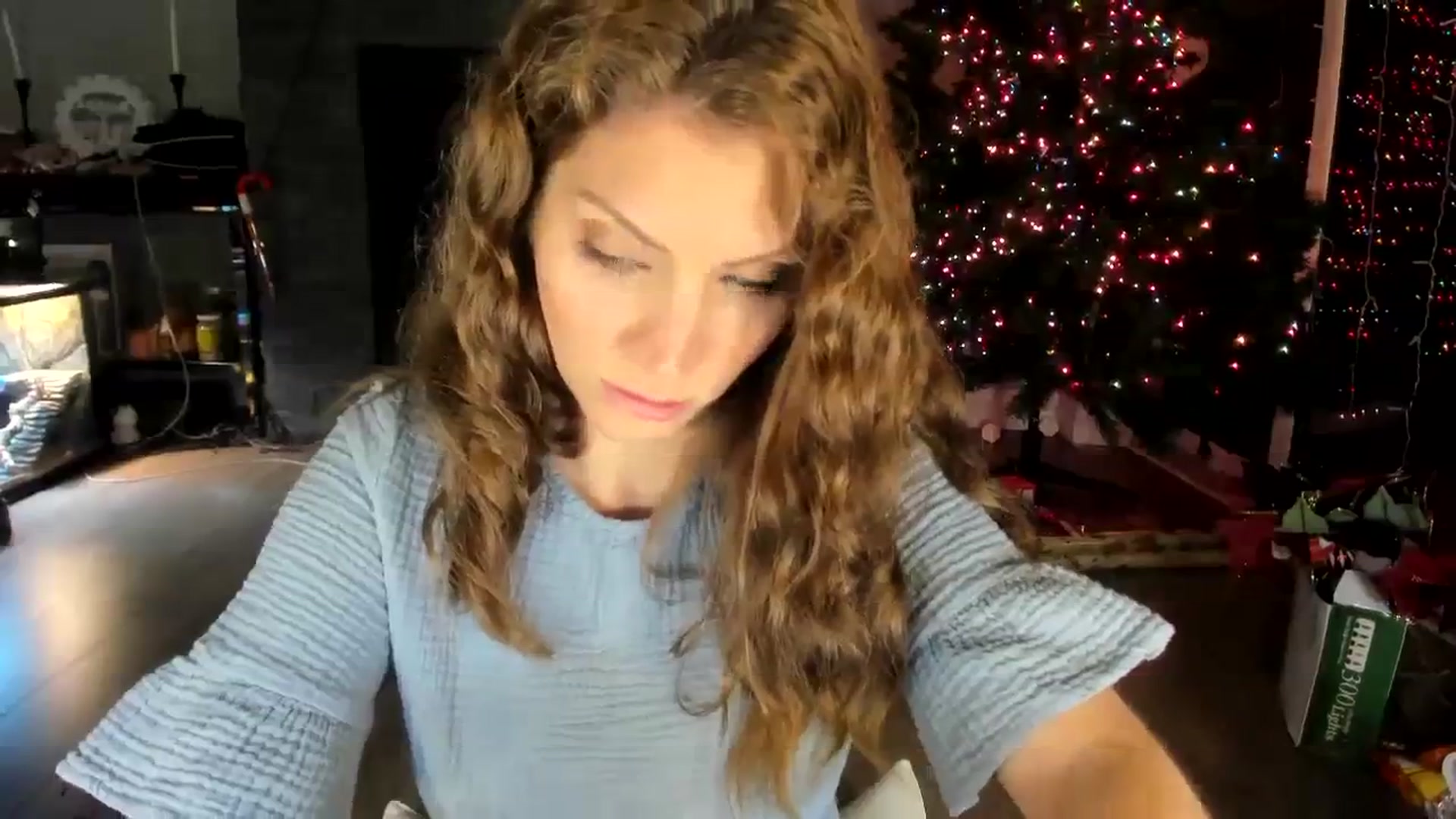 Gallery image thumbnail from Laurel's myfreecams stream on, 11/30/2023, 24:26 image 17 of 20