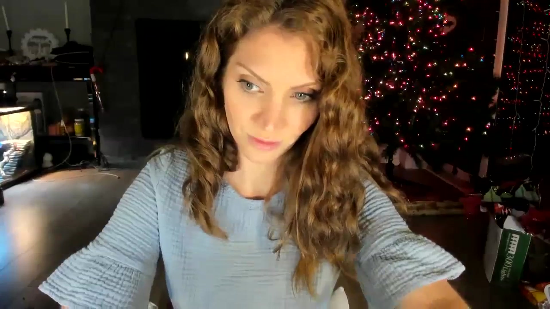 Gallery image thumbnail from Laurel's myfreecams stream on, 11/30/2023, 24:26 image 13 of 20