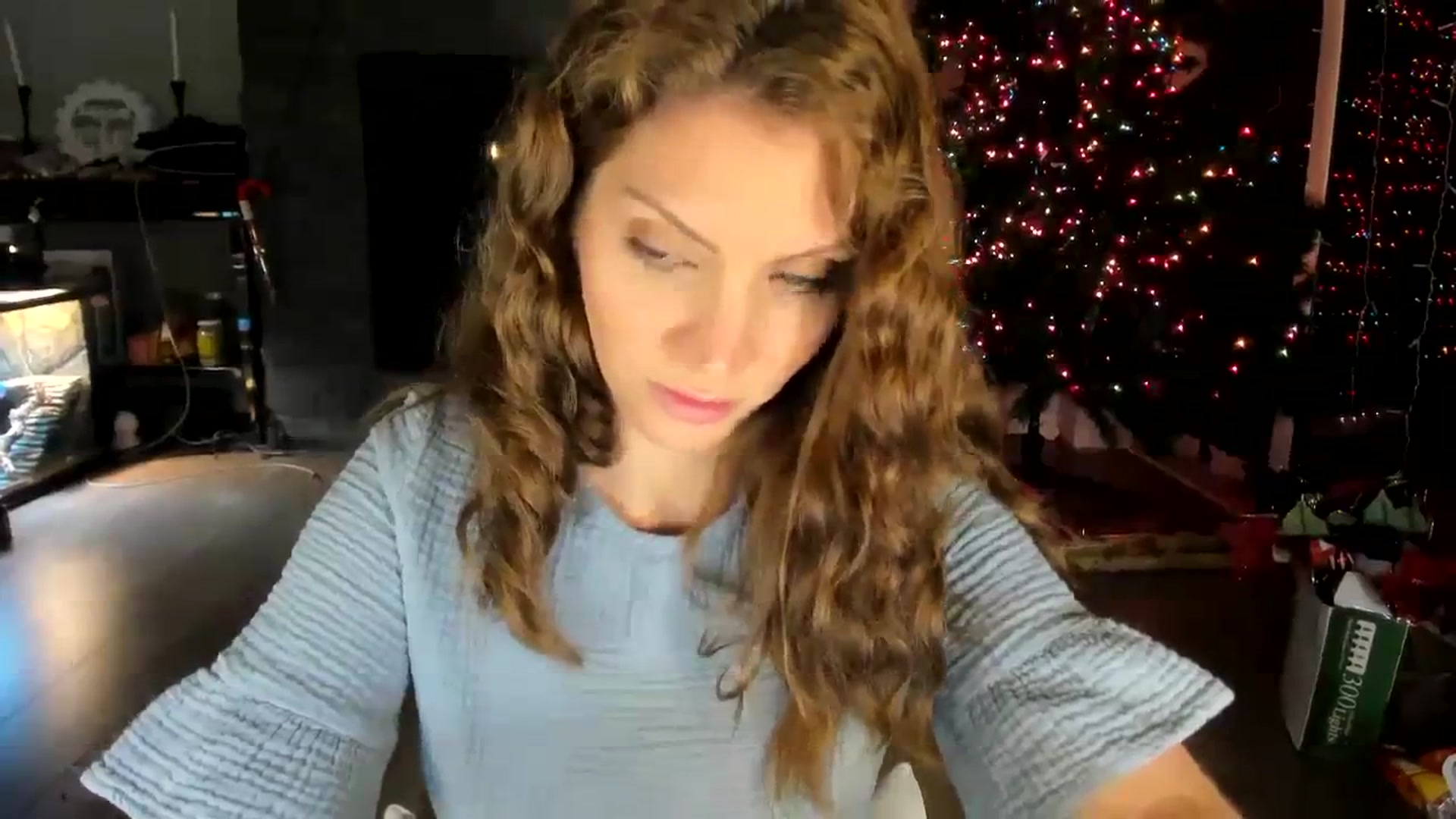 Gallery image thumbnail from Laurel's myfreecams stream on, 11/30/2023, 24:26 image 14 of 20
