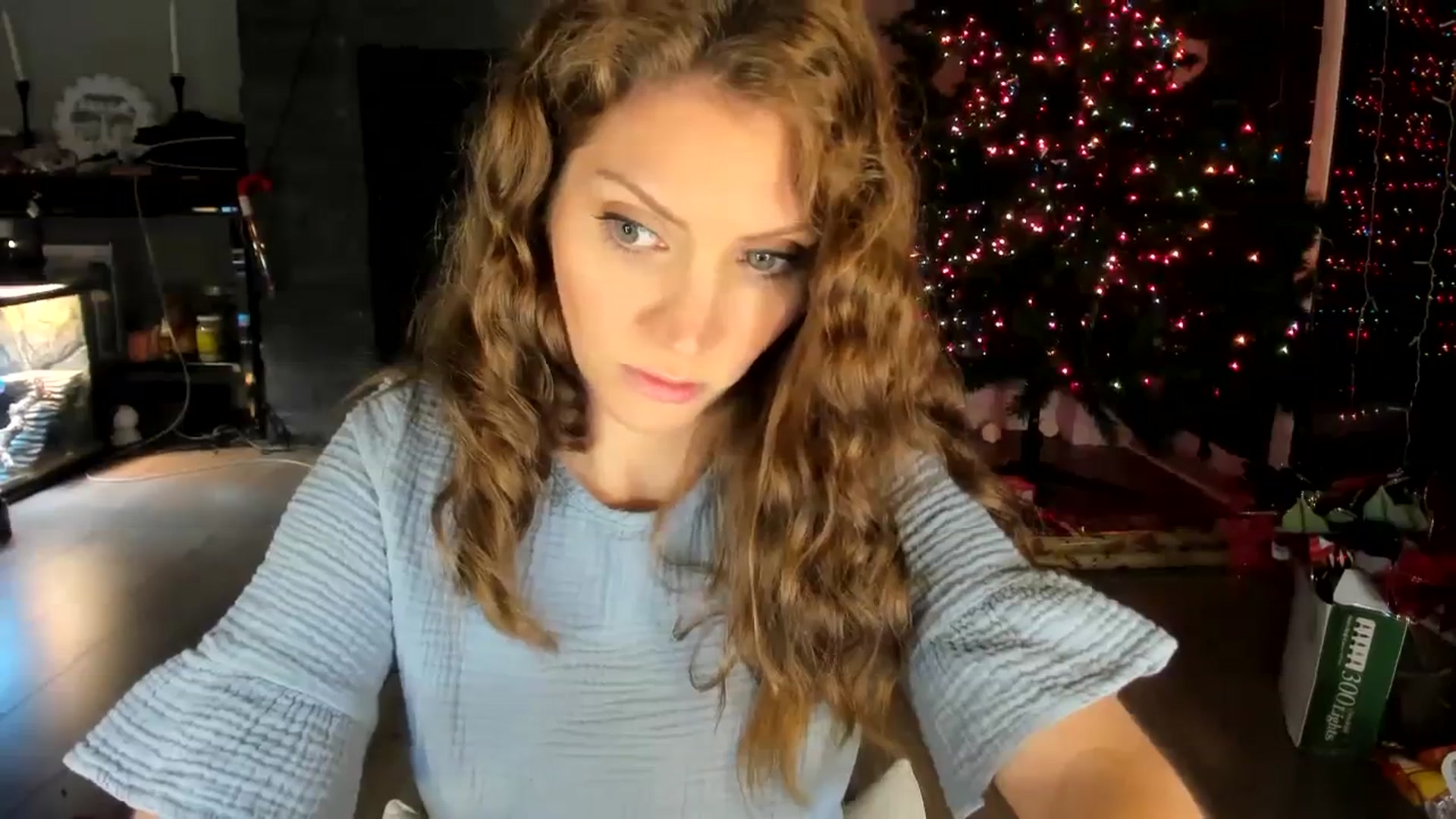 Gallery image thumbnail from Laurel's myfreecams stream on, 11/30/2023, 24:26 image 16 of 20
