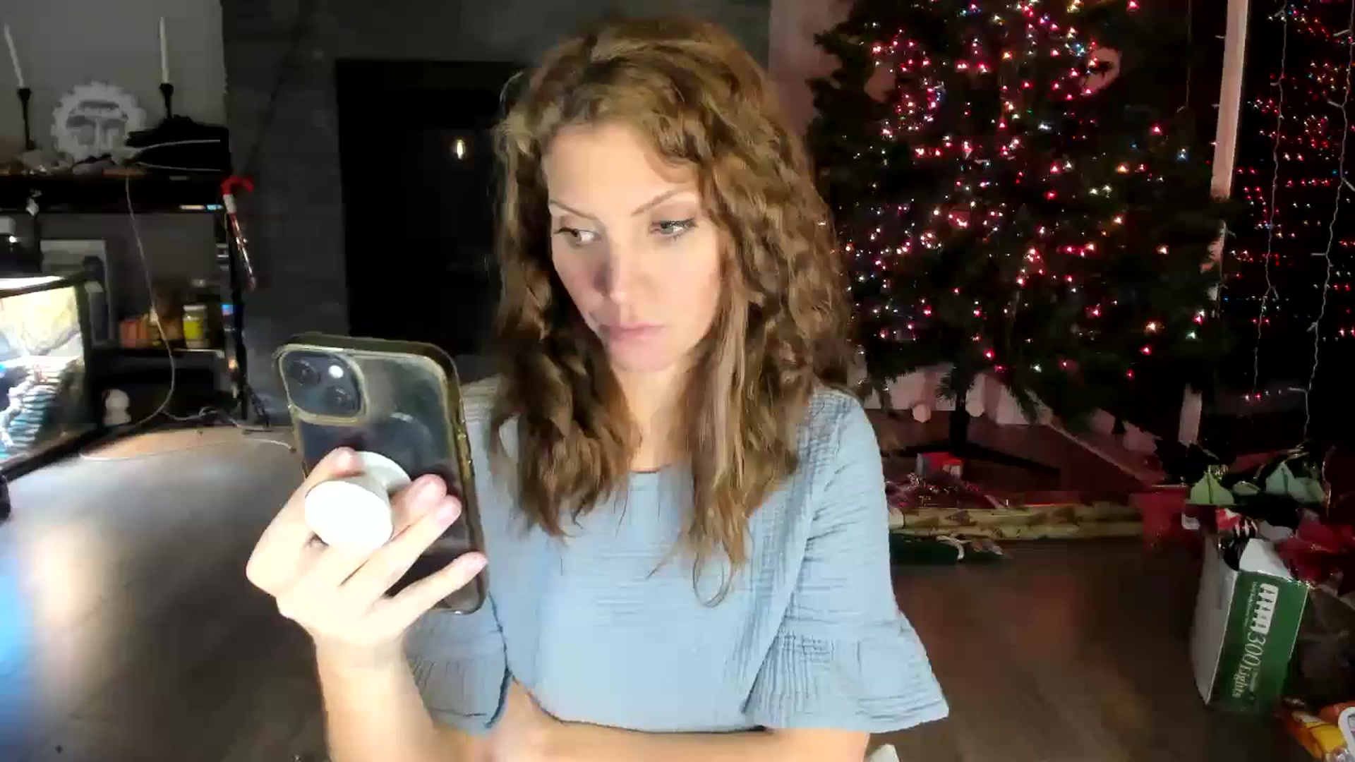 Gallery image thumbnail from Laurel's myfreecams stream on, 11/30/2023, 02:27 image 7 of 20