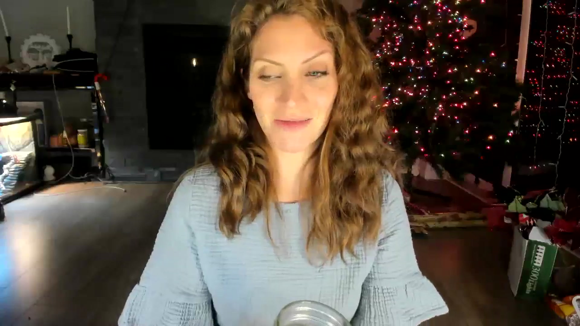Gallery image thumbnail from Laurel's myfreecams stream on, 11/30/2023, 02:27 image 18 of 20