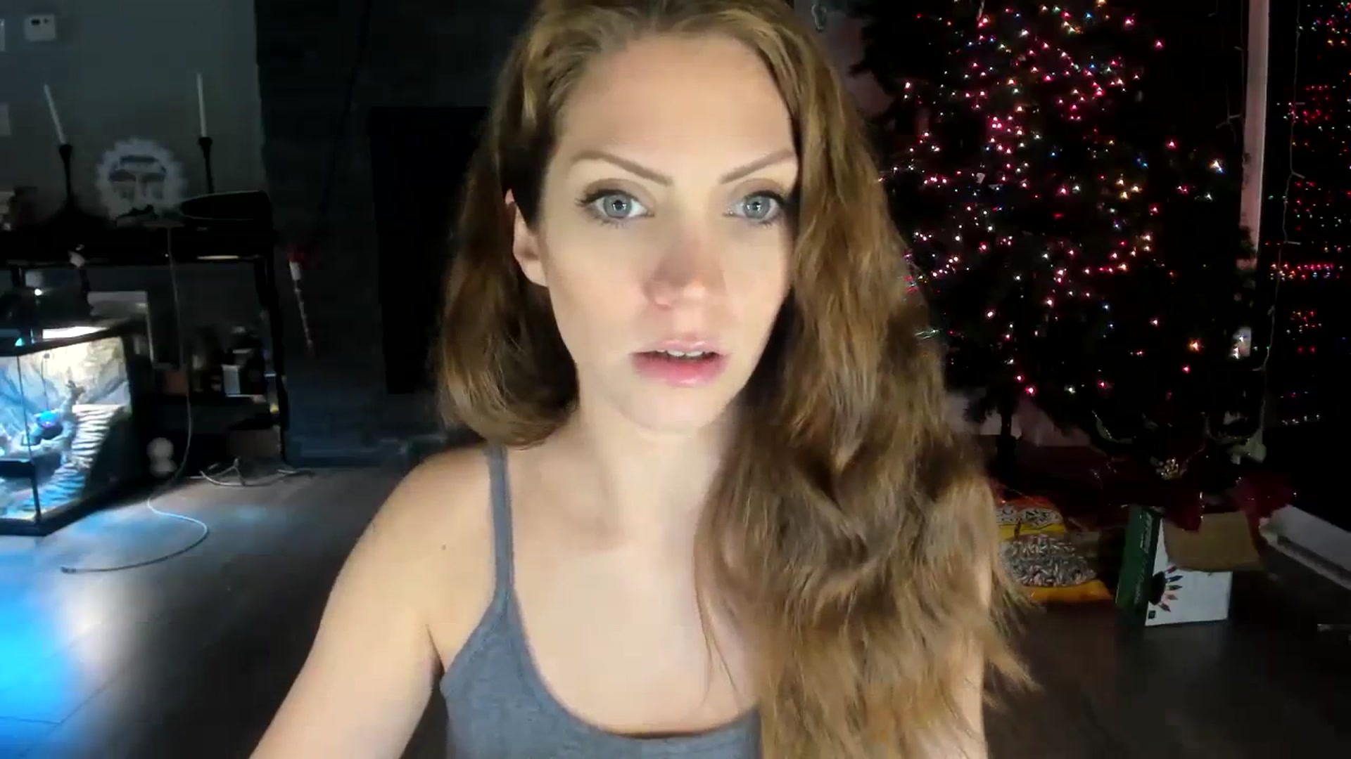 Gallery image thumbnail from Laurel's myfreecams stream on, 12/03/2023, 01:06 image 4 of 20