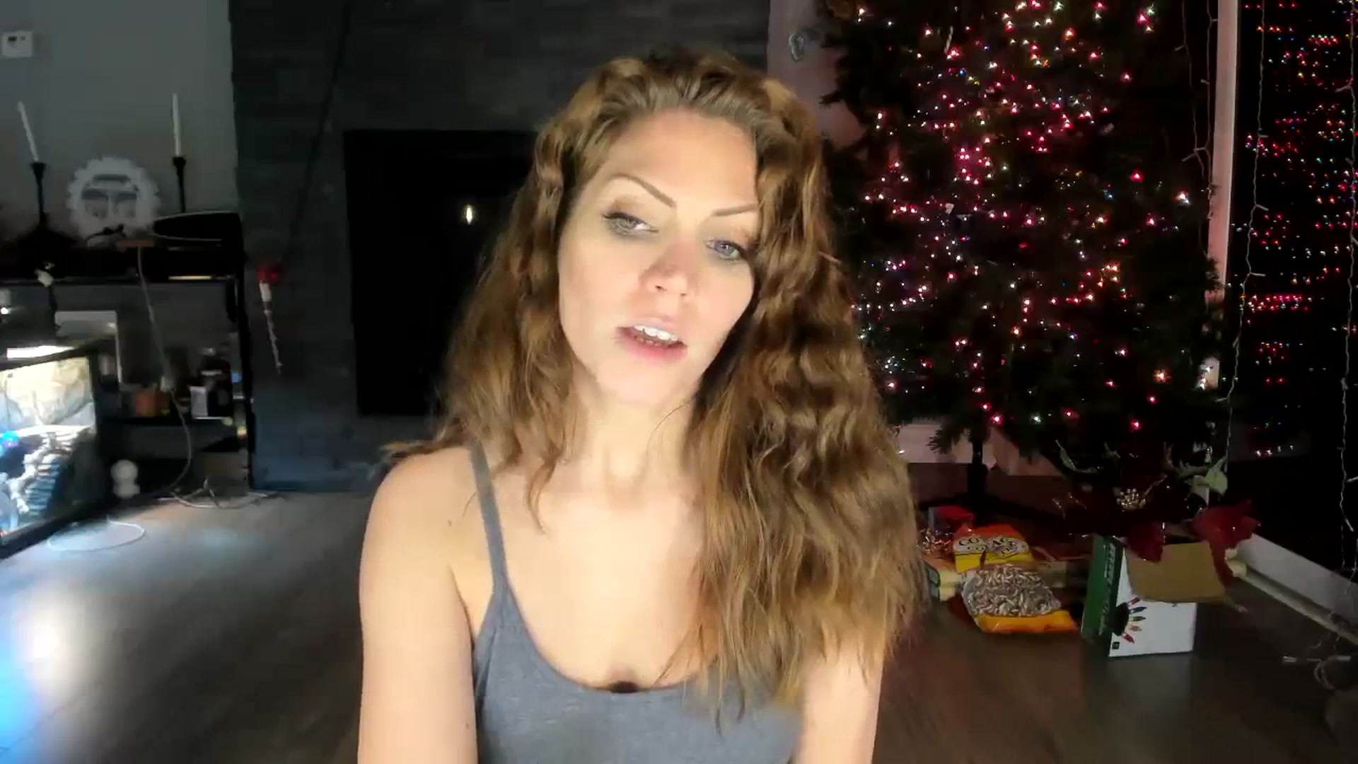 Gallery image thumbnail from Laurel's myfreecams stream on, 12/03/2023, 03:24 image 8 of 20