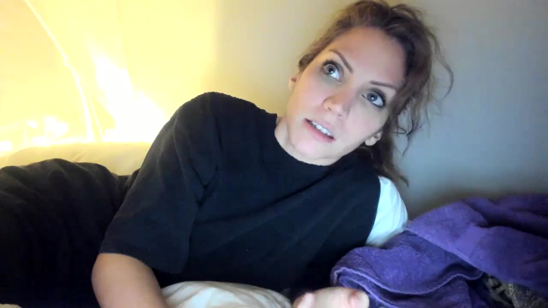 Gallery image thumbnail from Laurel's myfreecams stream on, 12/03/2023, 04:18 image 18 of 20
