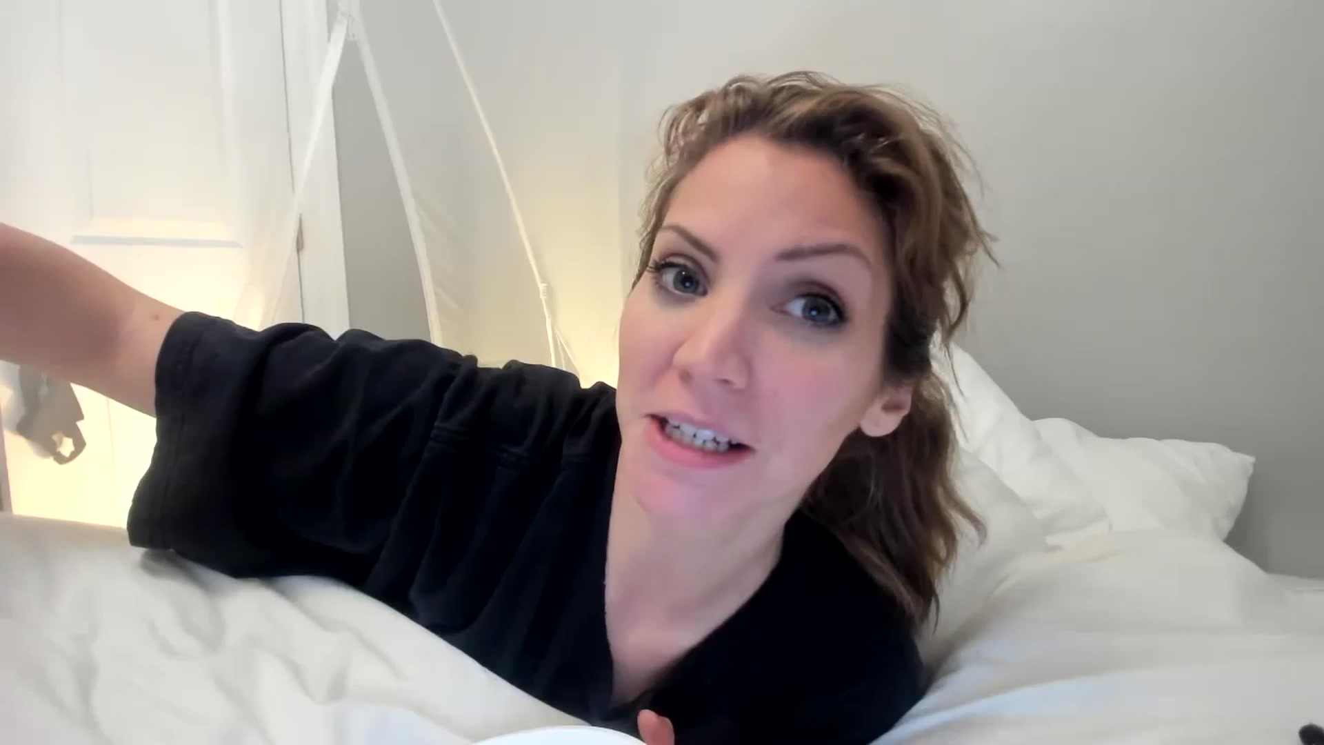Gallery image thumbnail from Laurel's myfreecams stream on, 12/03/2023, 04:18 image 7 of 20