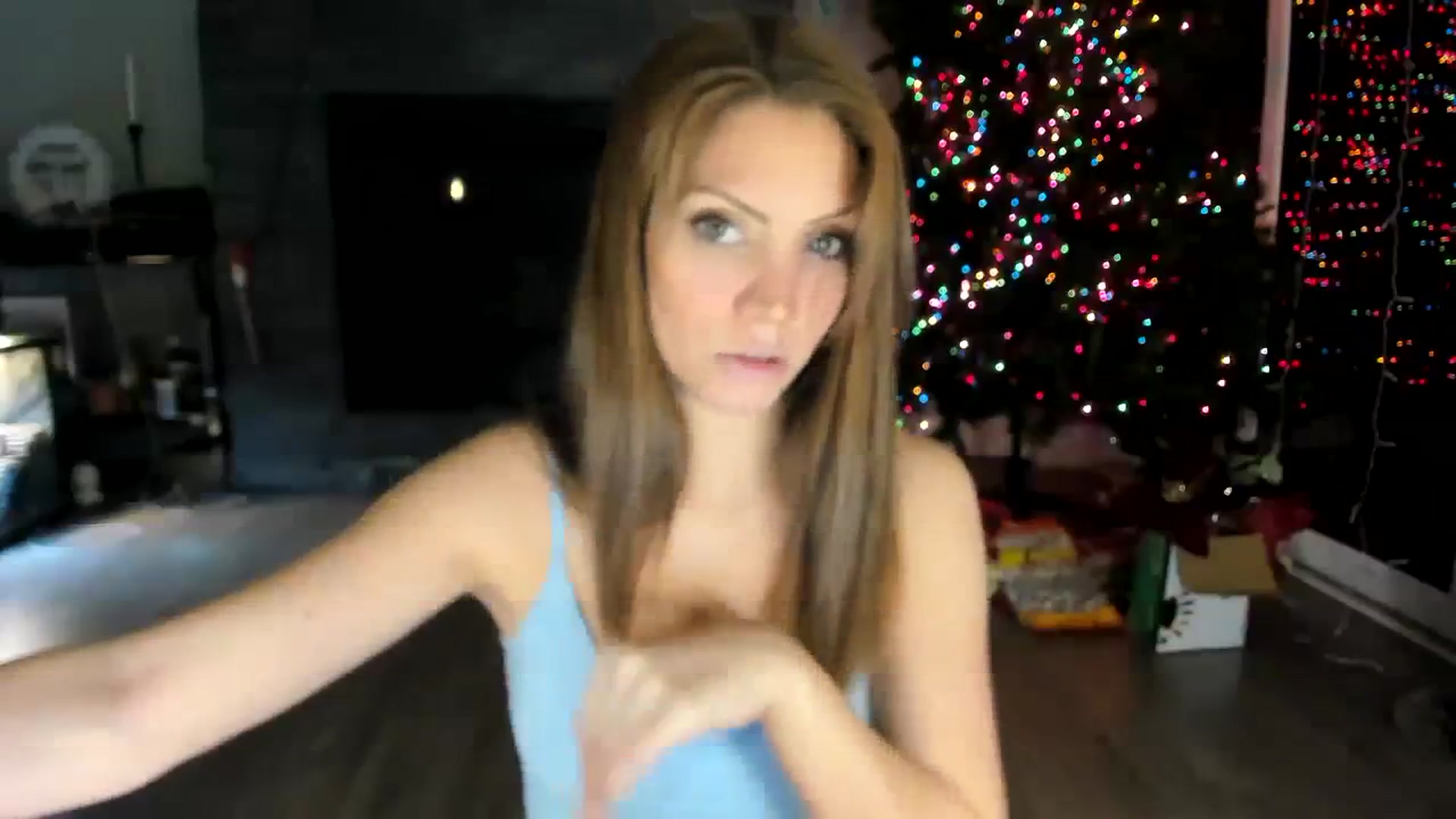 Gallery image thumbnail from Laurel's myfreecams stream on, 12/04/2023, 02:51 image 11 of 20