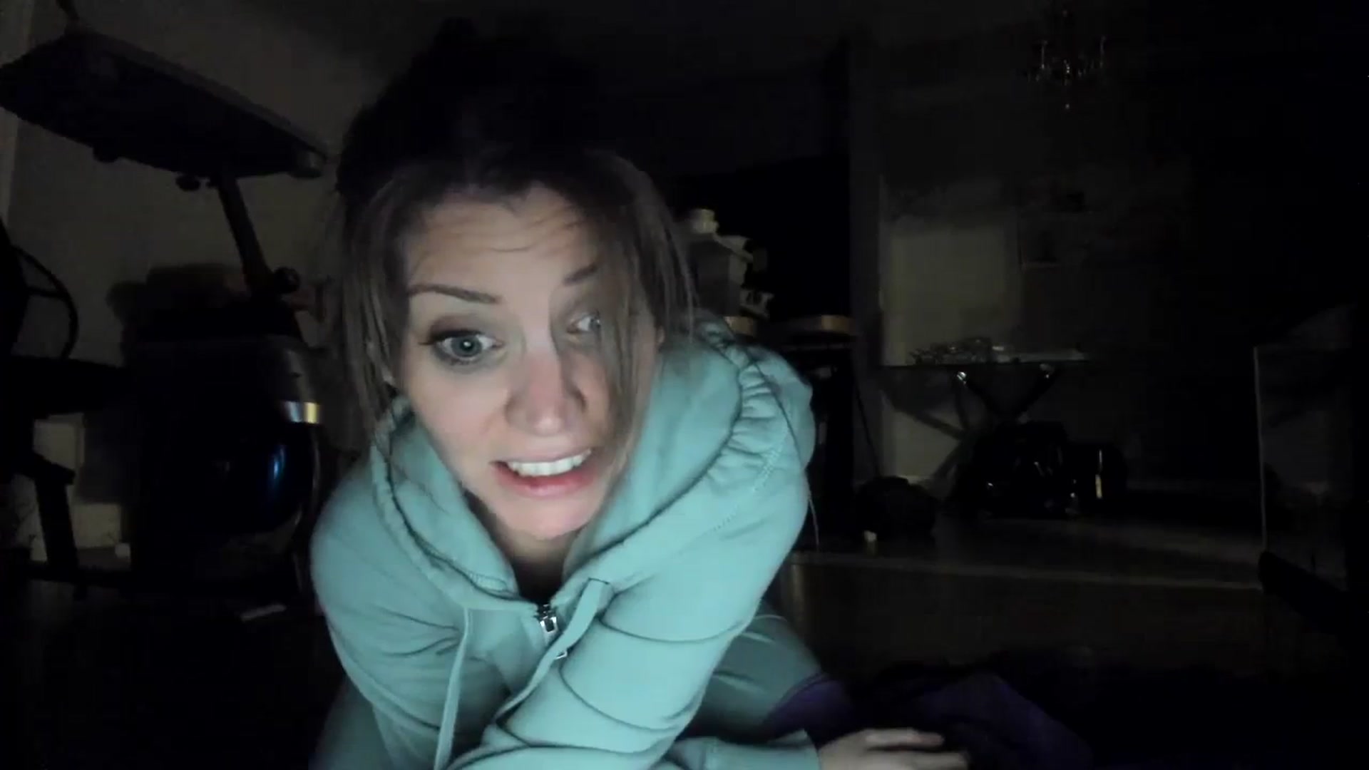 Gallery image thumbnail from Laurel's myfreecams stream on, 12/04/2023, 08:45 image 17 of 20