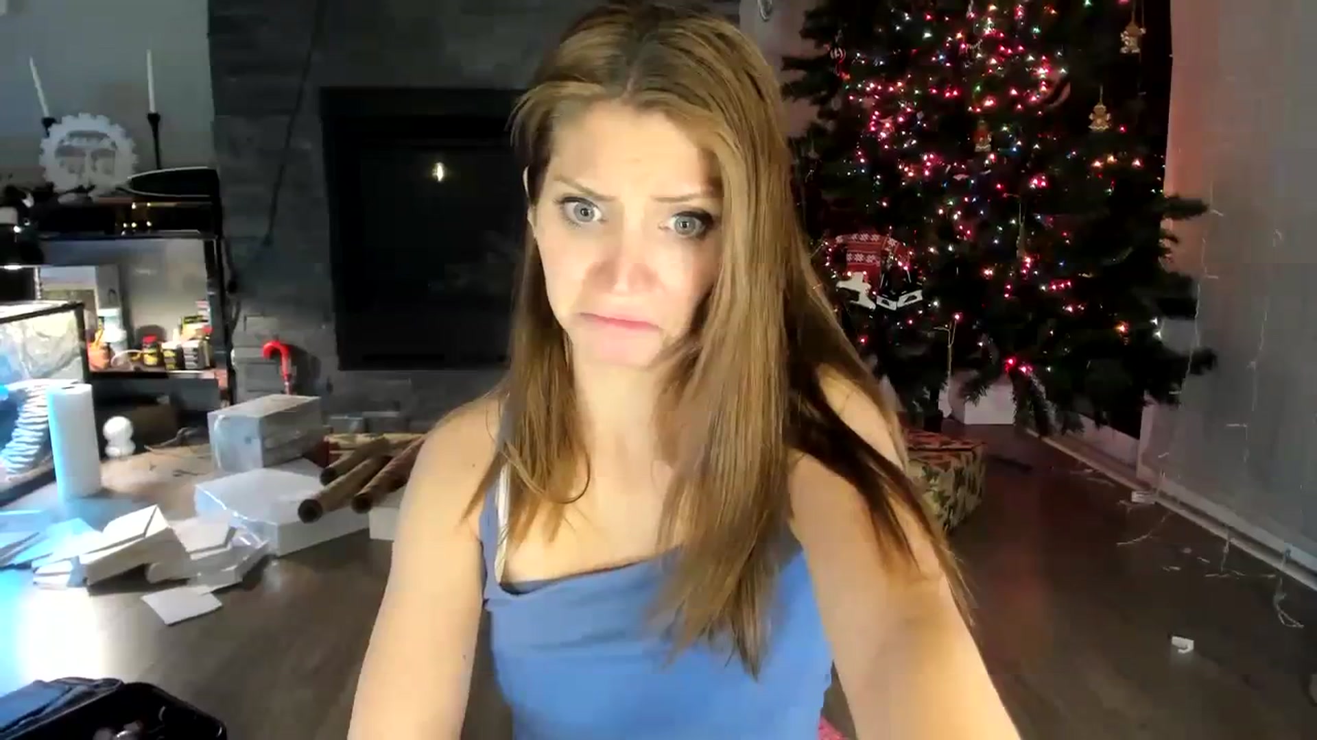Gallery image thumbnail from Laurel's myfreecams stream on, 12/08/2023, 07:43 image 19 of 20
