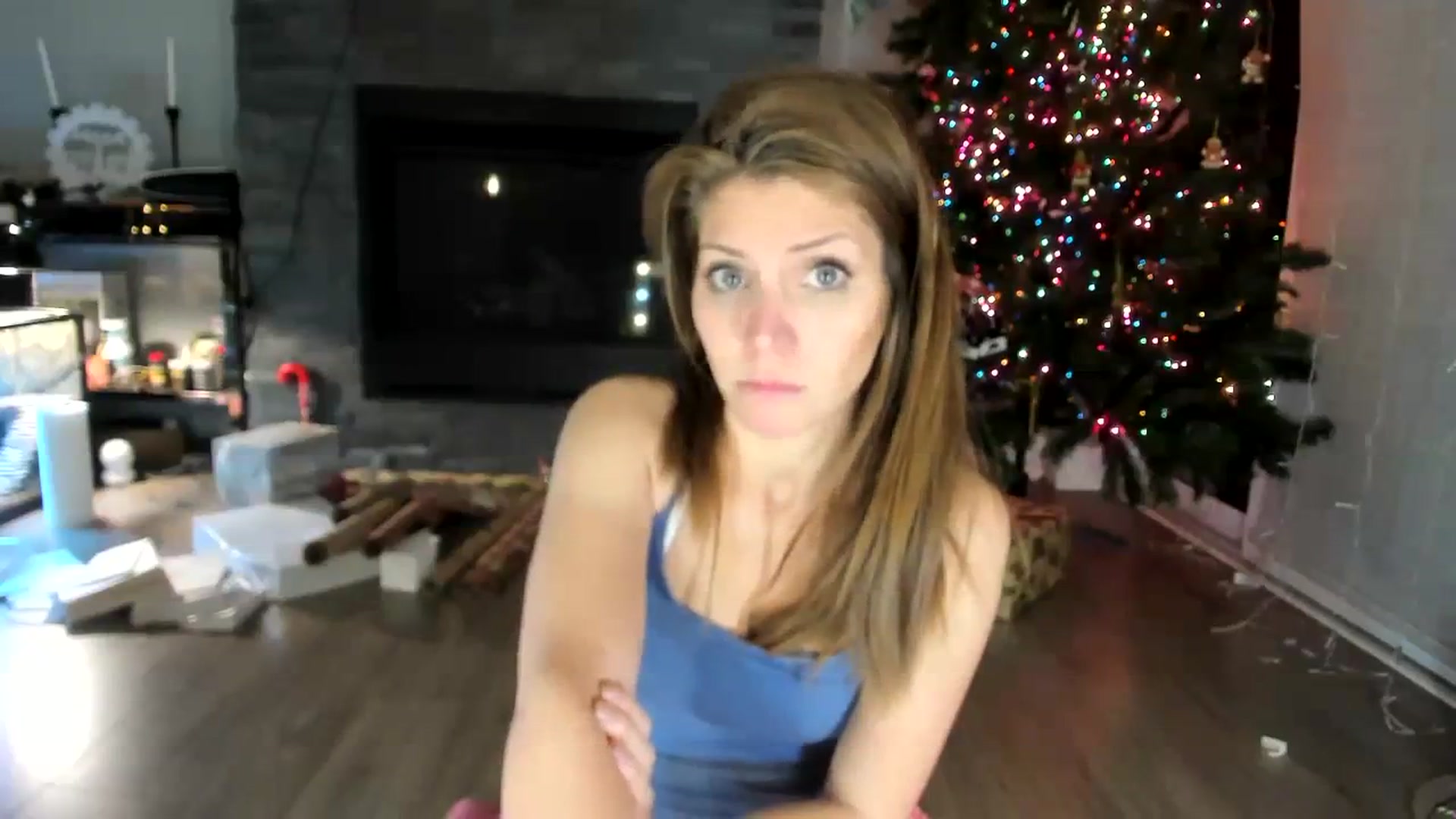 Gallery image thumbnail from Laurel's myfreecams stream on, 12/08/2023, 08:18 image 7 of 20