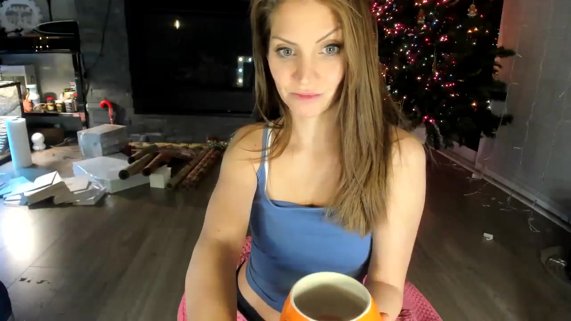 Gallery image thumbnail from Laurel's myfreecams stream on, 12/08/2023, 08:36 image 9 of 20