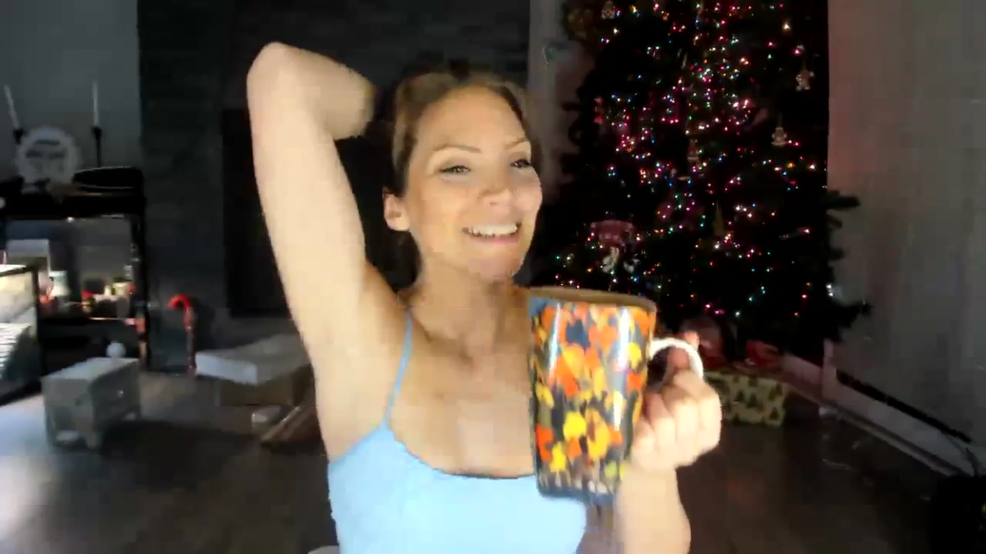 Gallery image thumbnail from Laurel's myfreecams stream on, 12/12/2023, 03:36 image 13 of 20