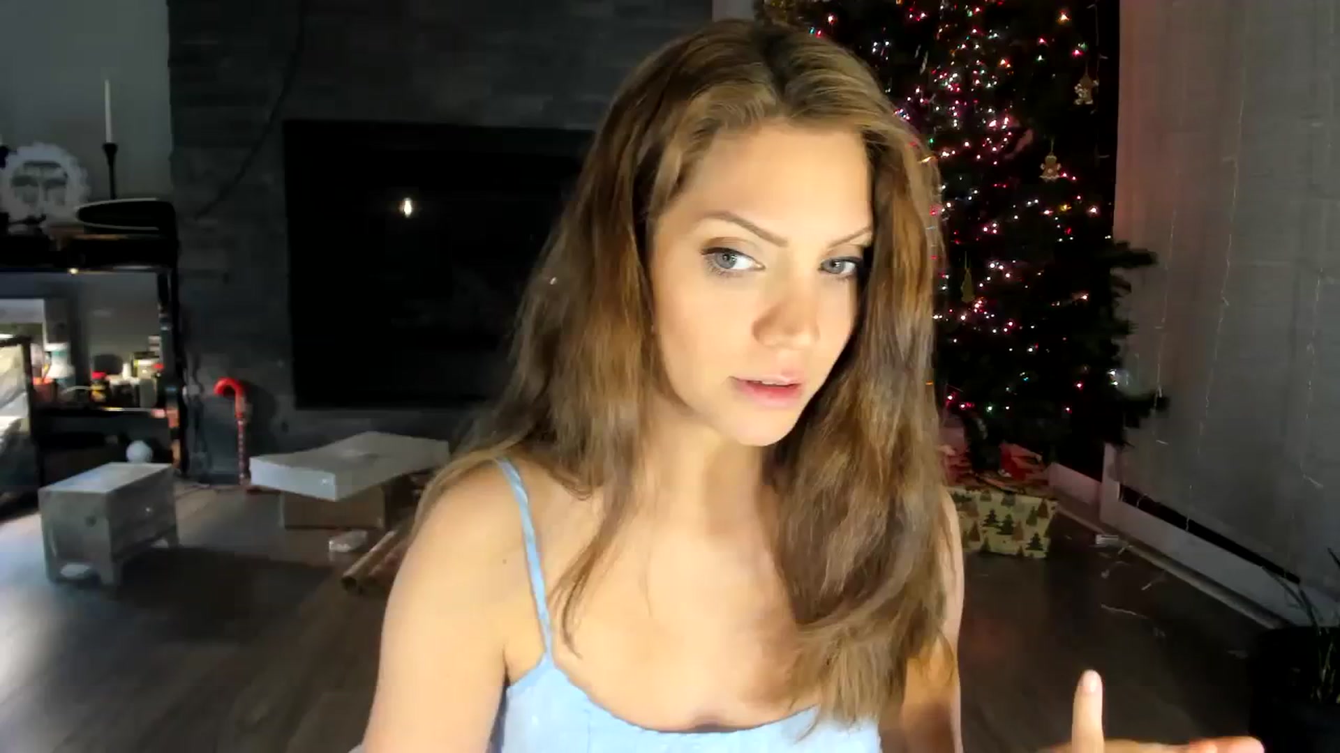 Gallery image thumbnail from Laurel's myfreecams stream on, 12/12/2023, 05:05 image 1 of 20