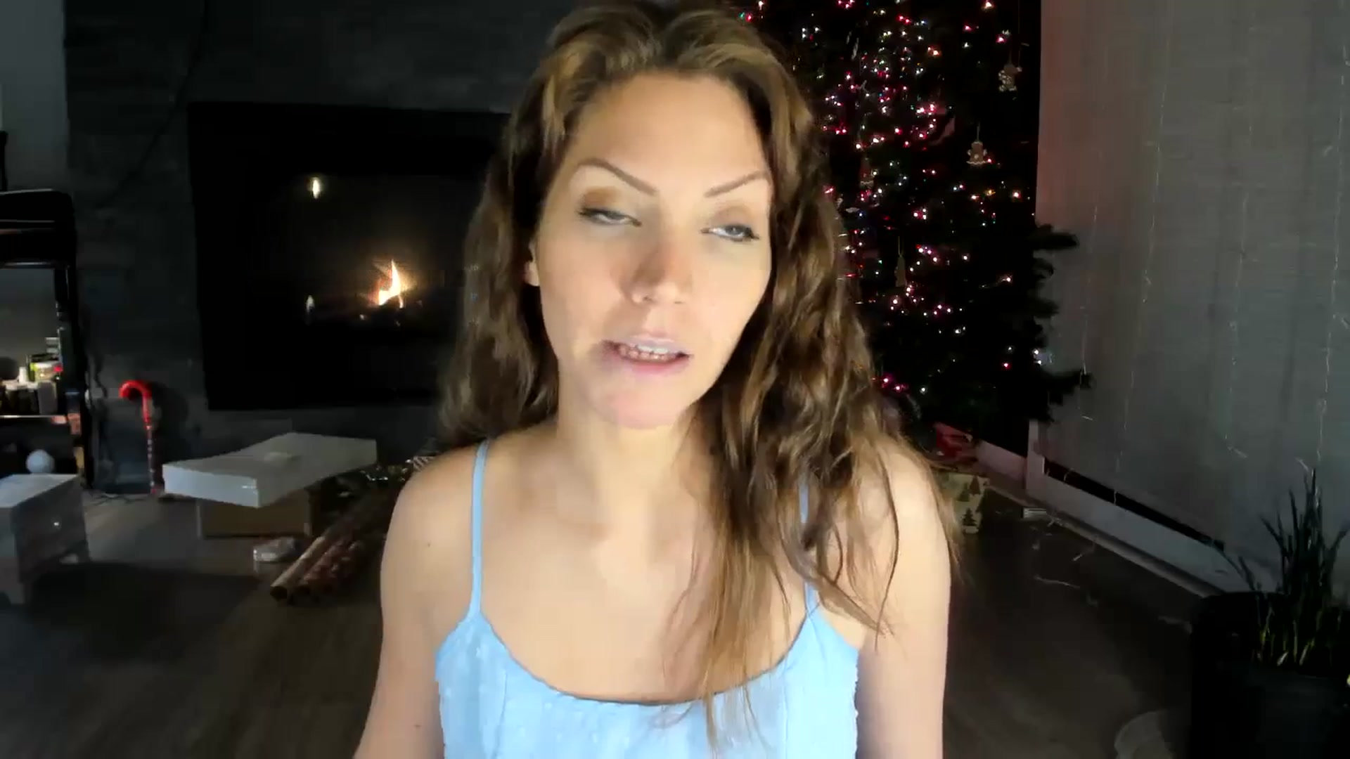 Gallery image thumbnail from Laurel's myfreecams stream on, 12/12/2023, 05:48 image 13 of 20