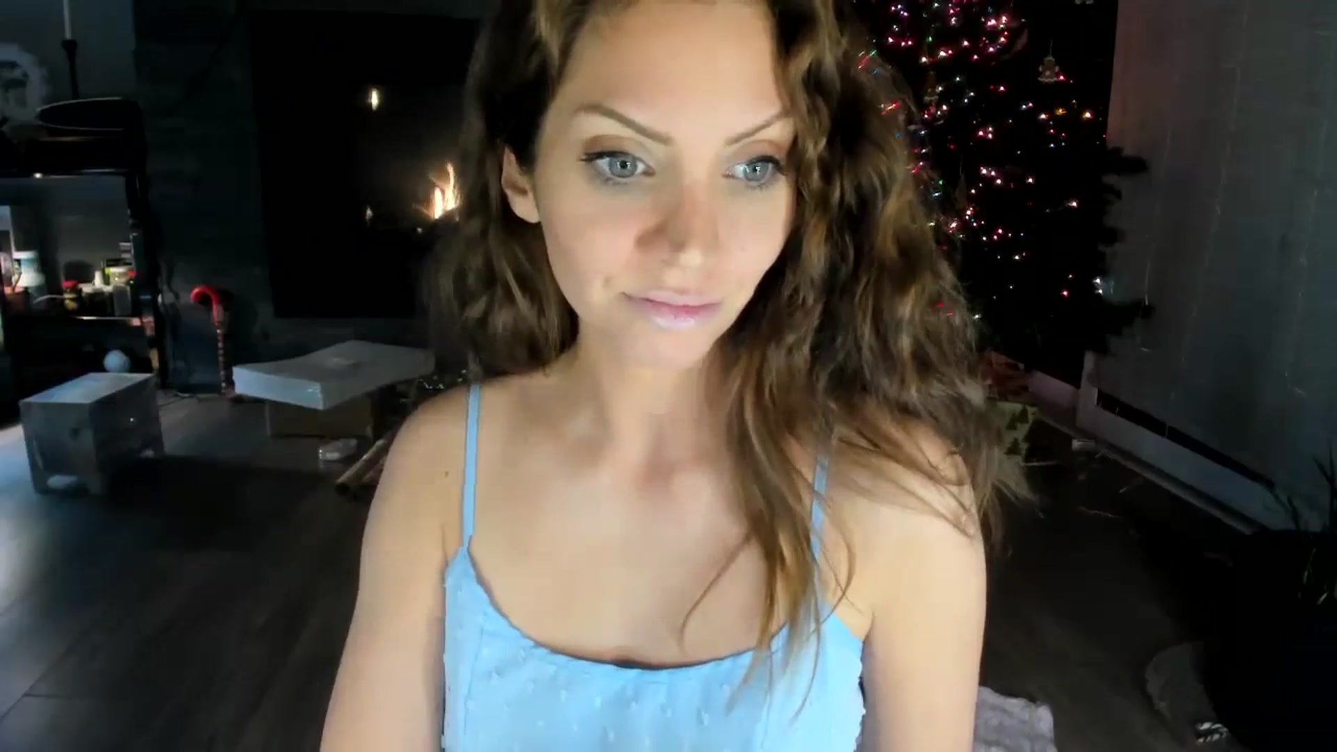 Gallery image thumbnail from Laurel's myfreecams stream on, 12/12/2023, 07:41 image 10 of 20
