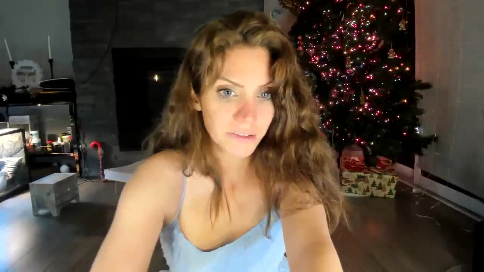 Gallery image thumbnail from Laurel's myfreecams stream on, 12/12/2023, 09:09 image 10 of 20