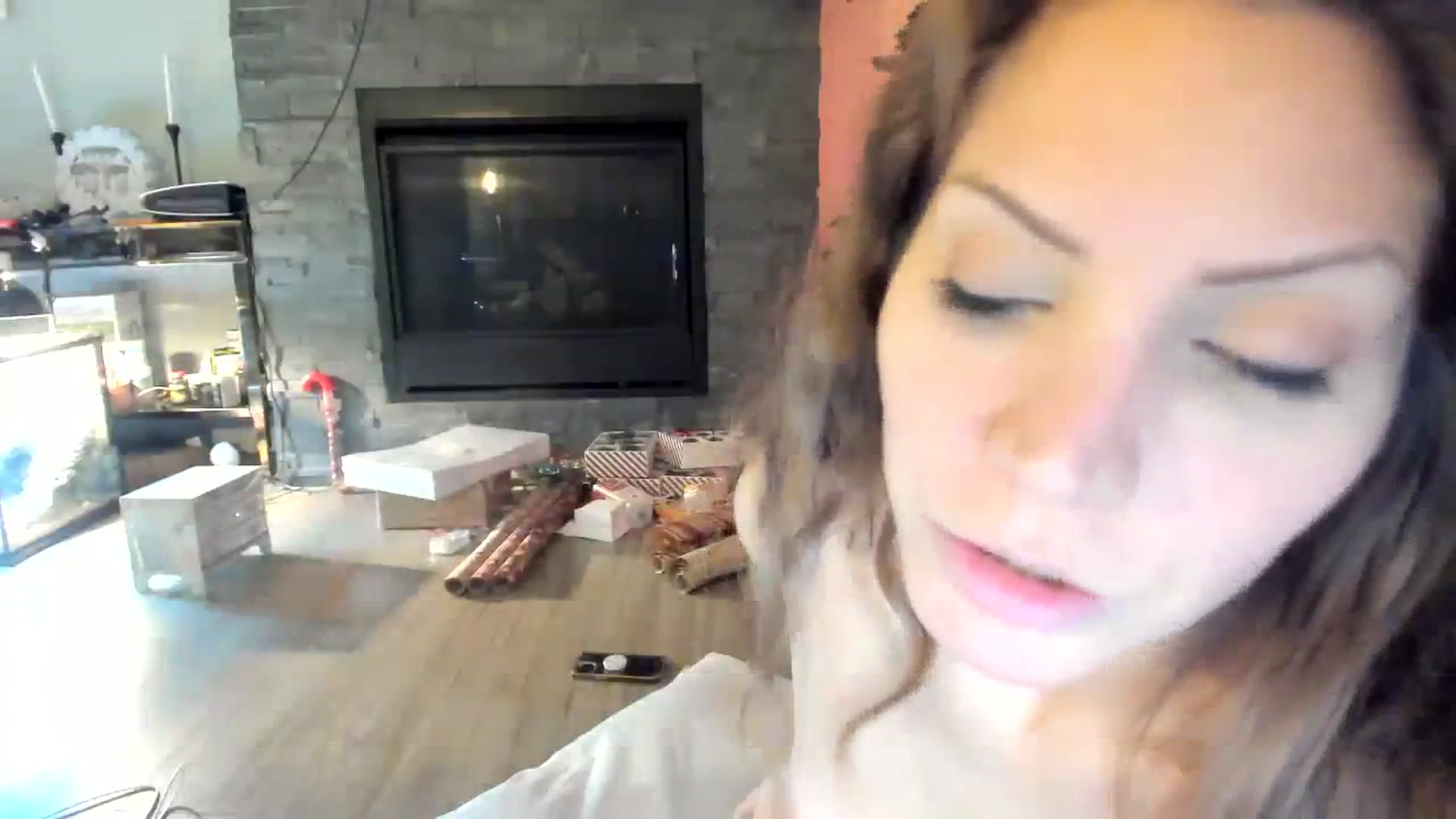 Gallery image thumbnail from Laurel's myfreecams stream on, 12/12/2023, 10:11 image 20 of 20