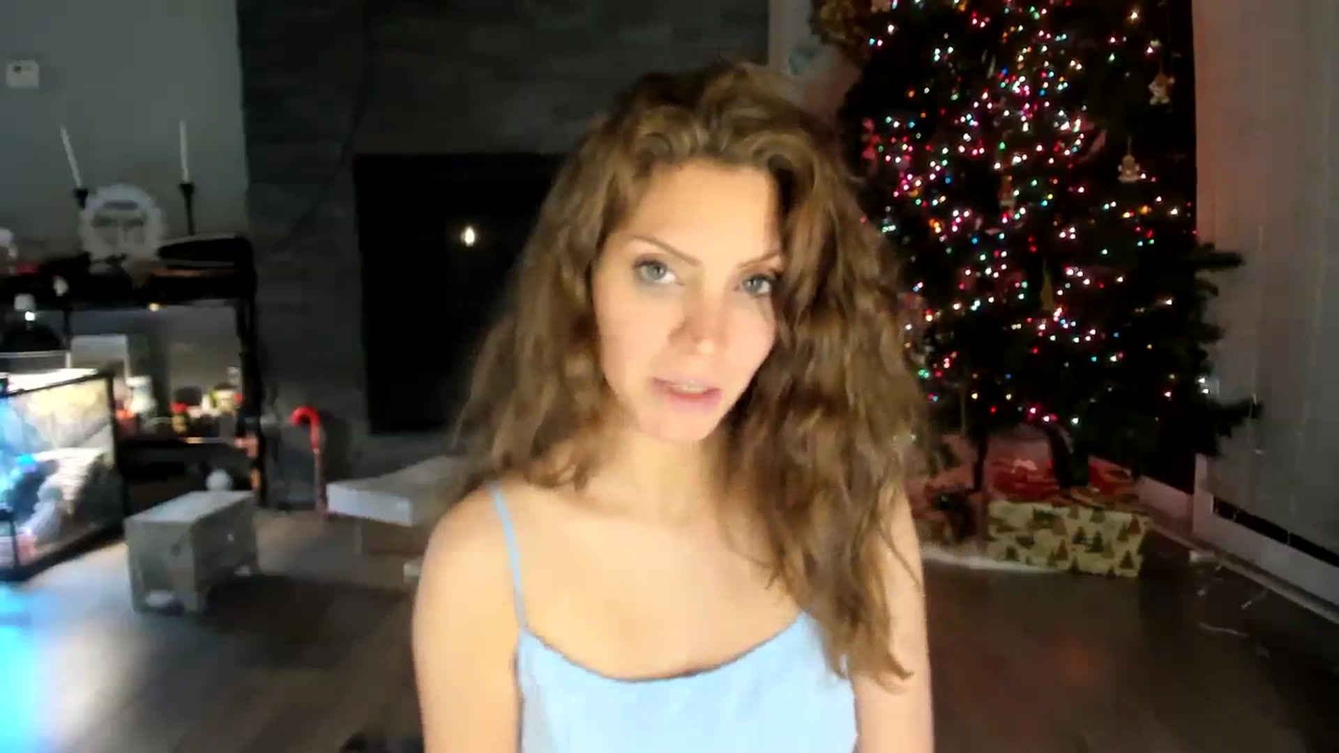Gallery image thumbnail from Laurel's myfreecams stream on, 12/12/2023, 10:11 image 4 of 20