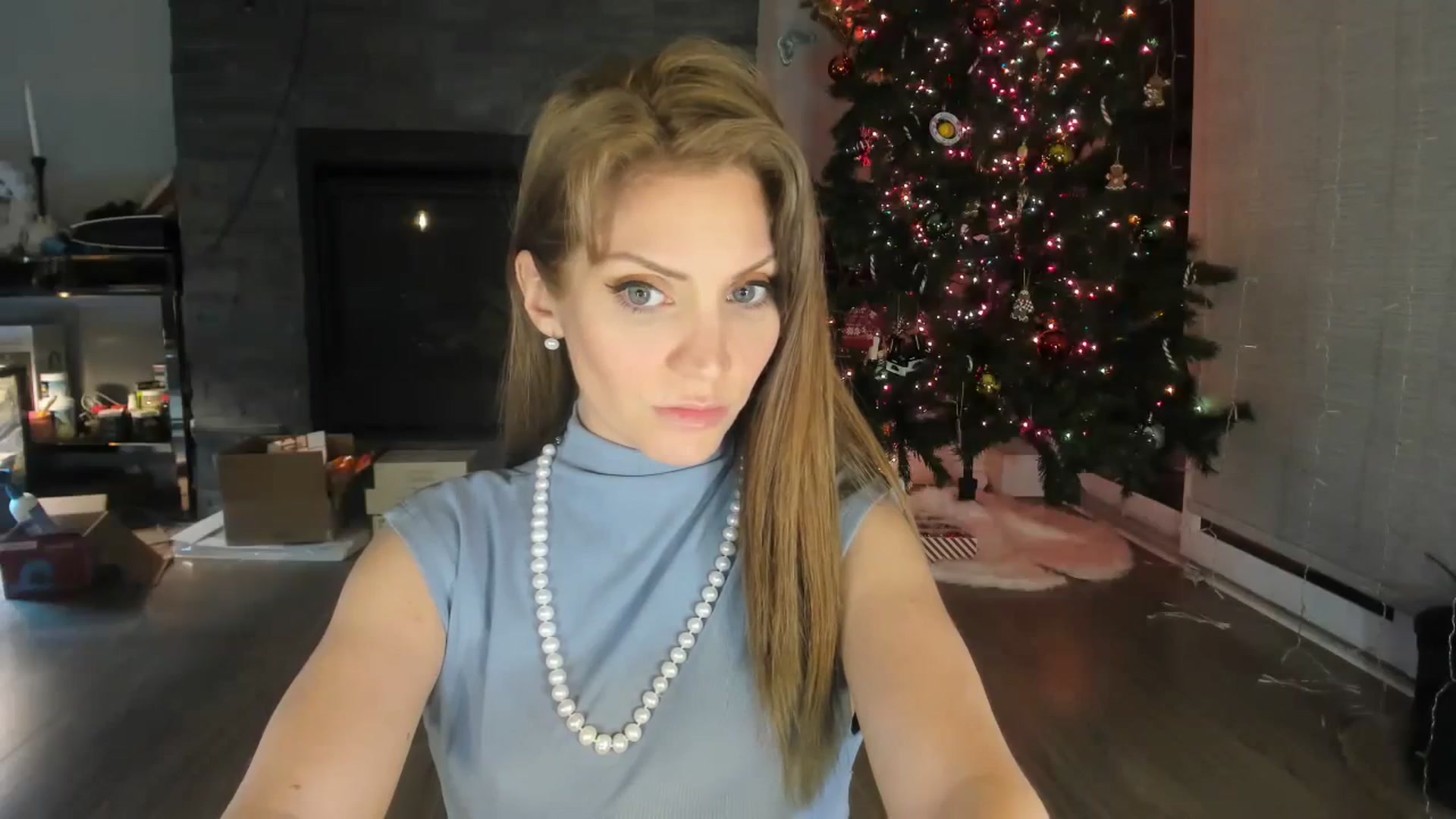 Gallery image thumbnail from Laurel's myfreecams stream on, 12/30/2023, 02:51 image 18 of 20
