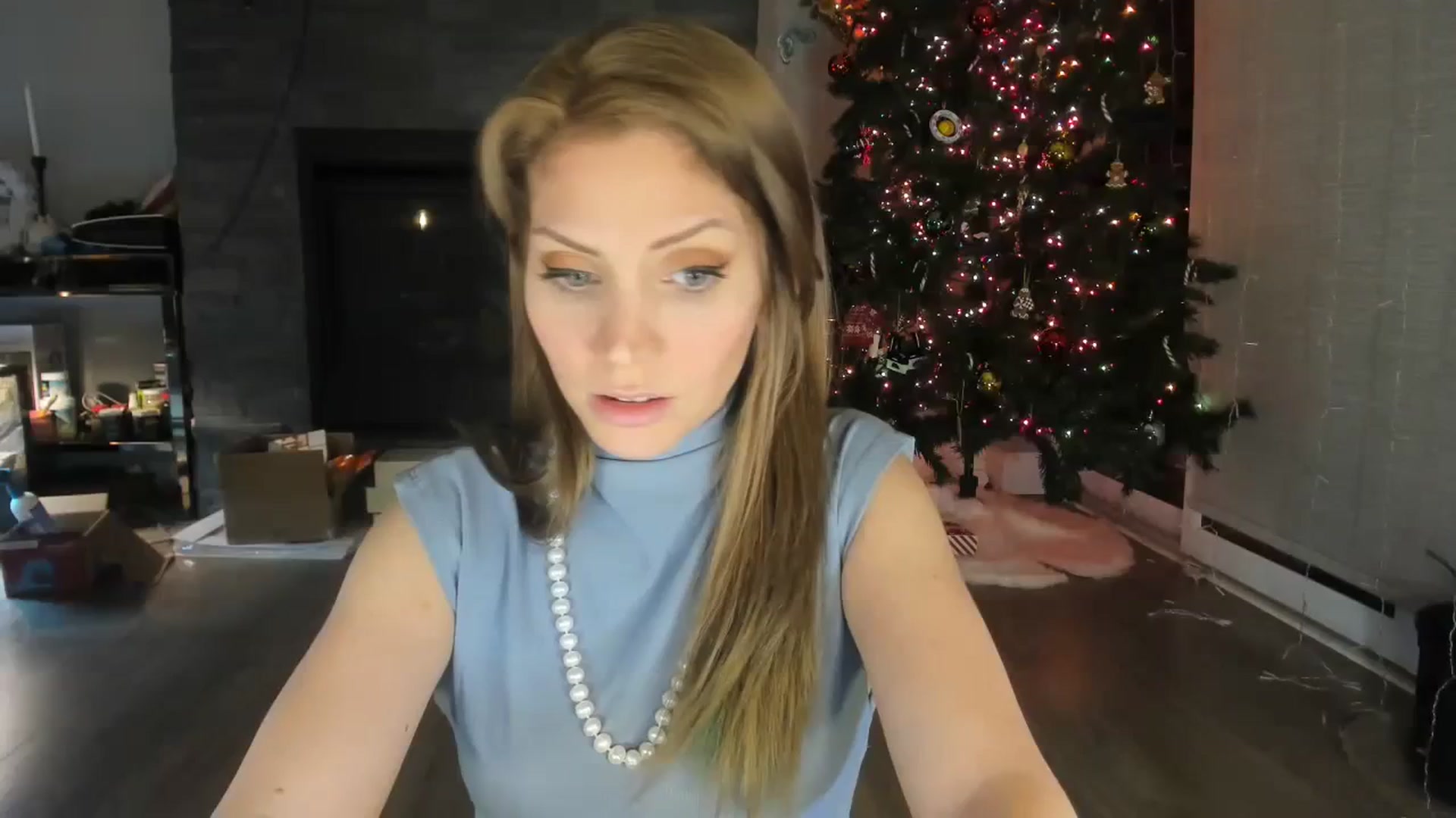 Gallery image thumbnail from Laurel's myfreecams stream on, 12/30/2023, 02:51 image 7 of 20