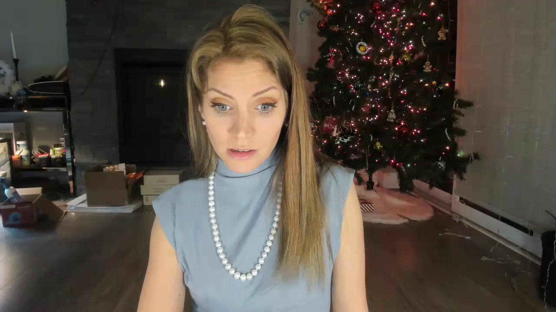 Gallery image thumbnail from Laurel's myfreecams stream on, 12/30/2023, 02:51 image 16 of 20