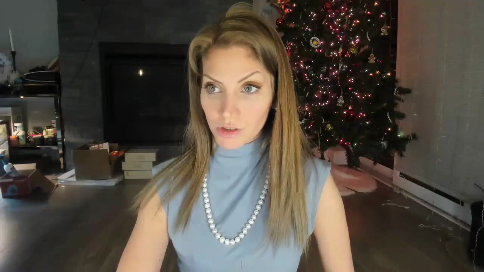 Gallery image thumbnail from Laurel's myfreecams stream on, 12/30/2023, 02:51 image 15 of 20